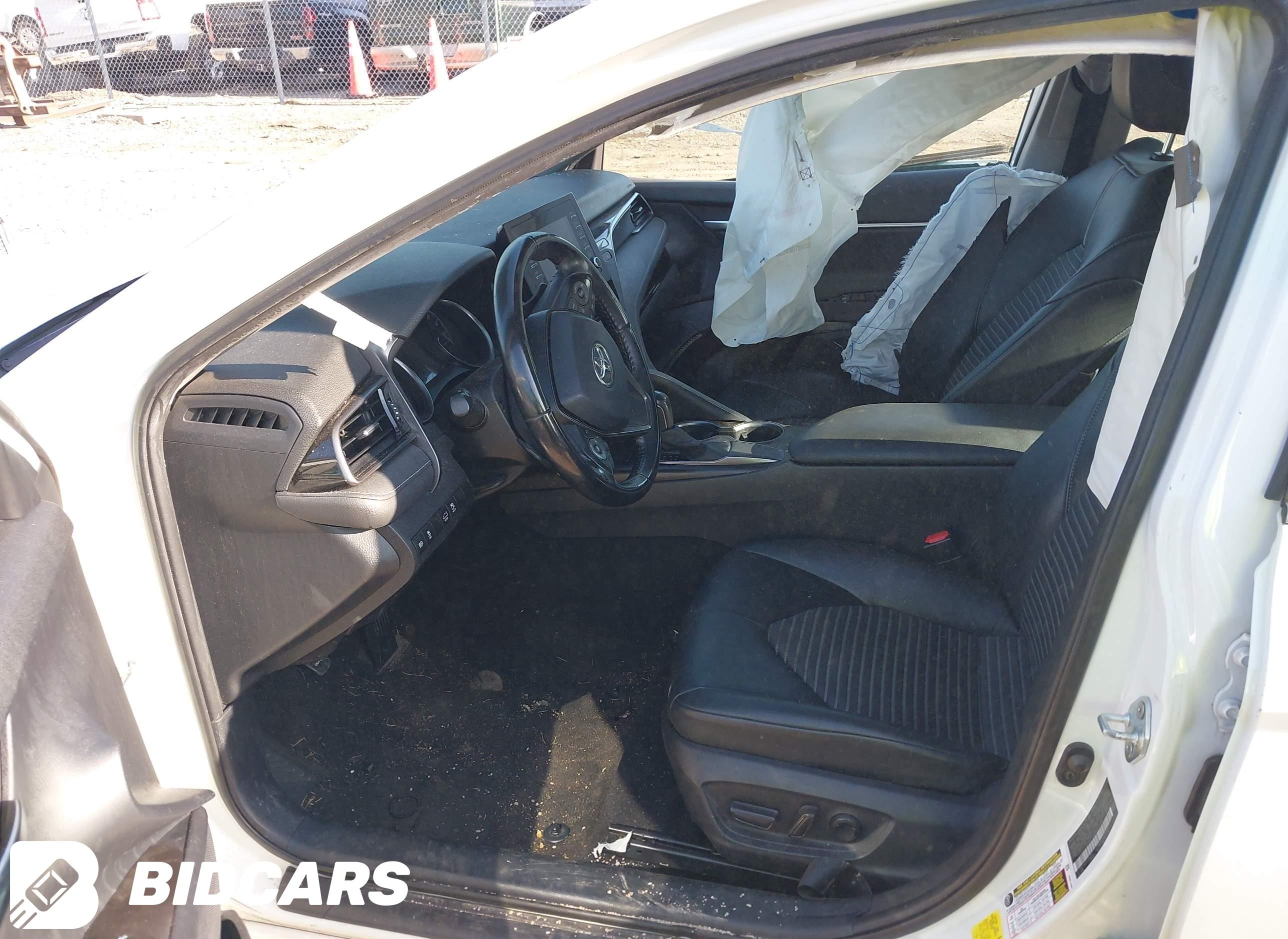 2021 Toyota Camry, SE