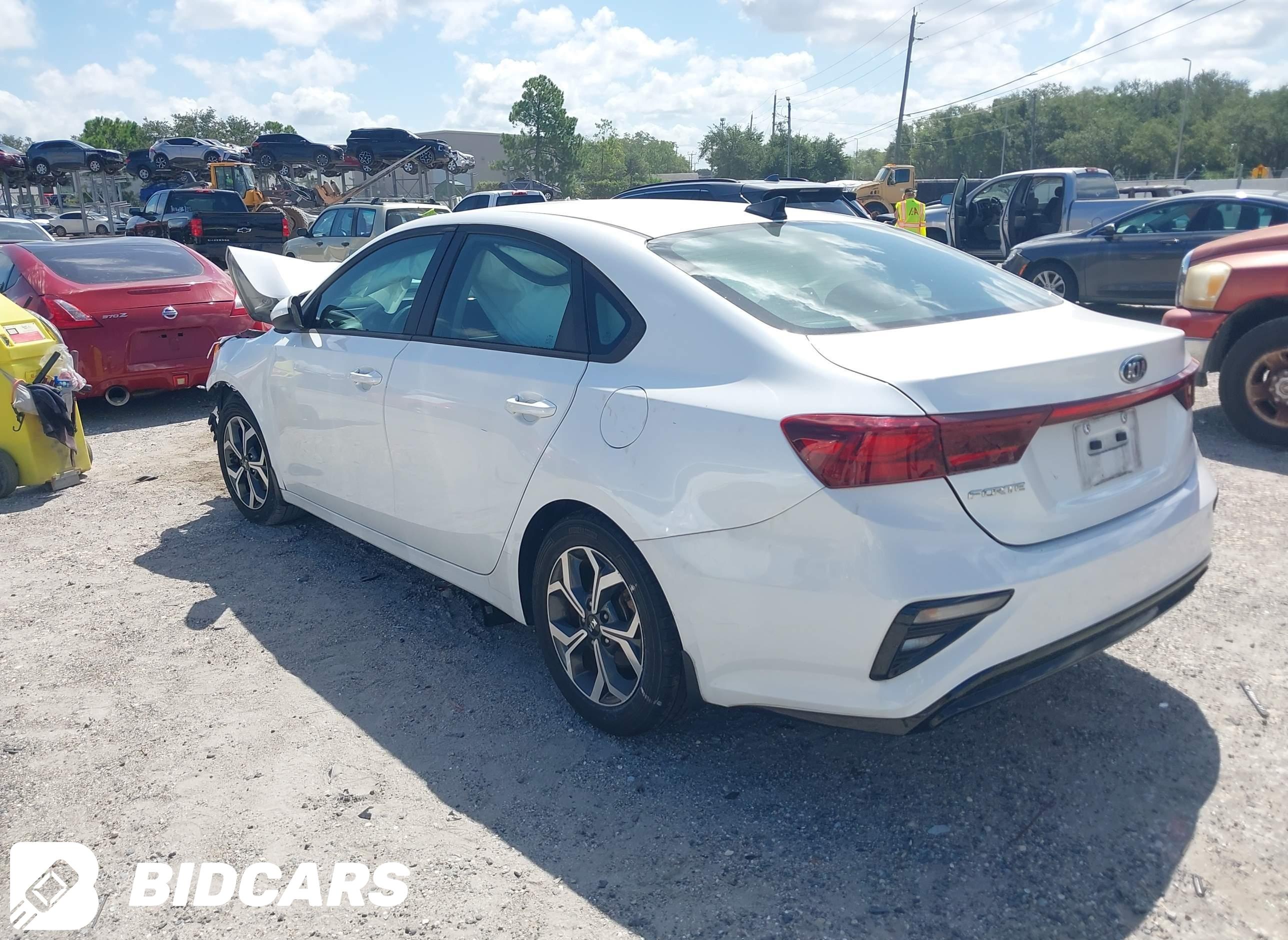 2021 KIA Forte, Lxs
