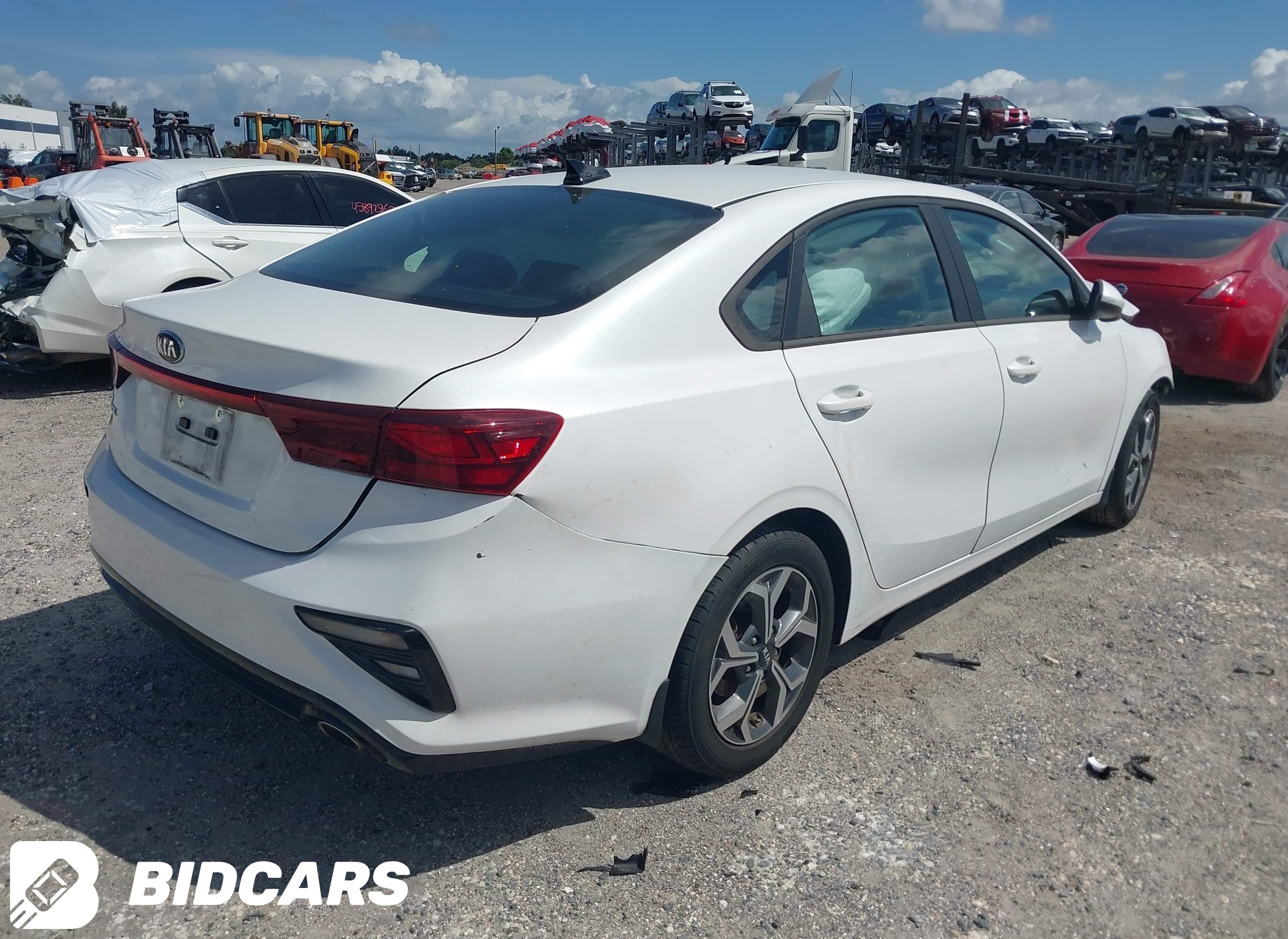2021 KIA Forte, Lxs