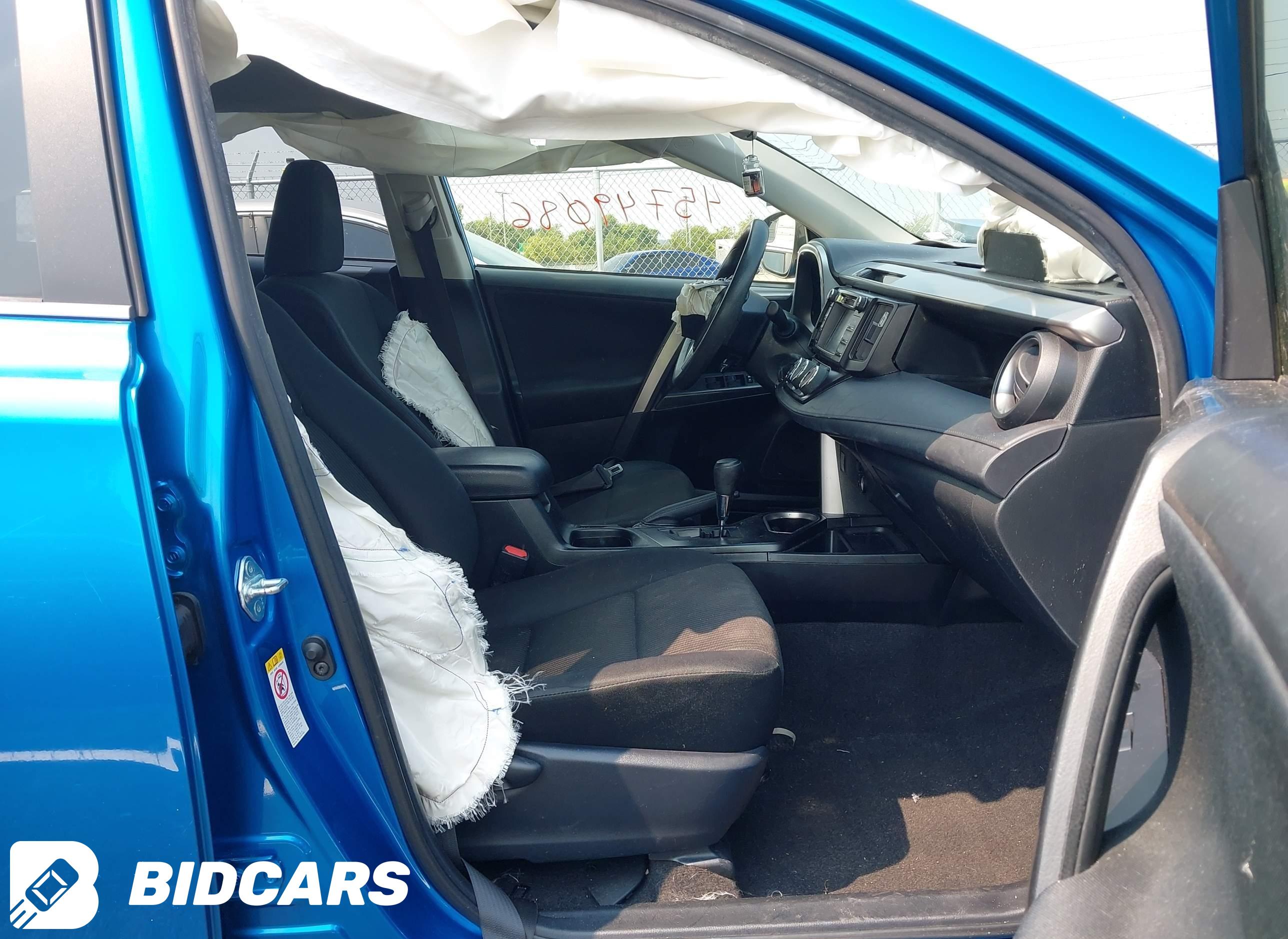 2017 Toyota RAV4, LE