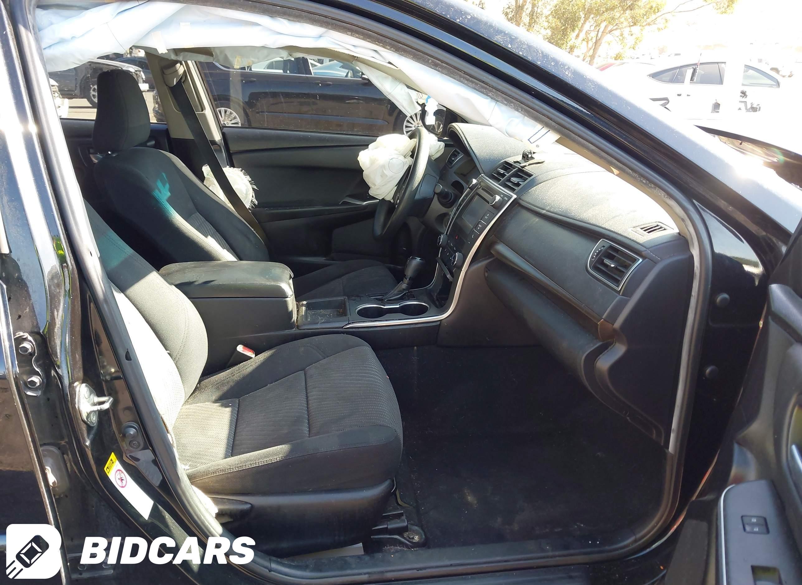 2015 Toyota Camry, LE