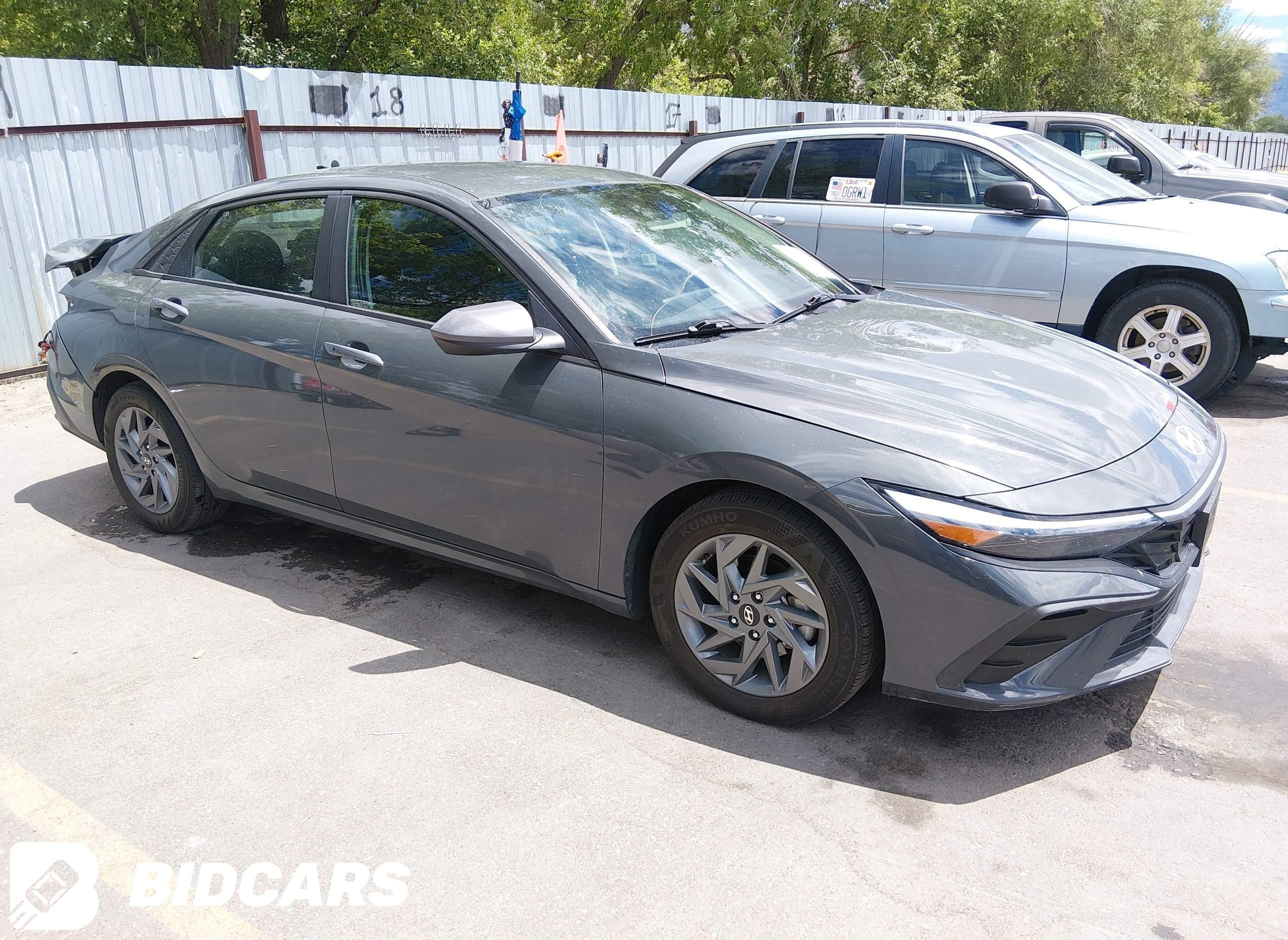 2024 Hyundai Elantra, Sel