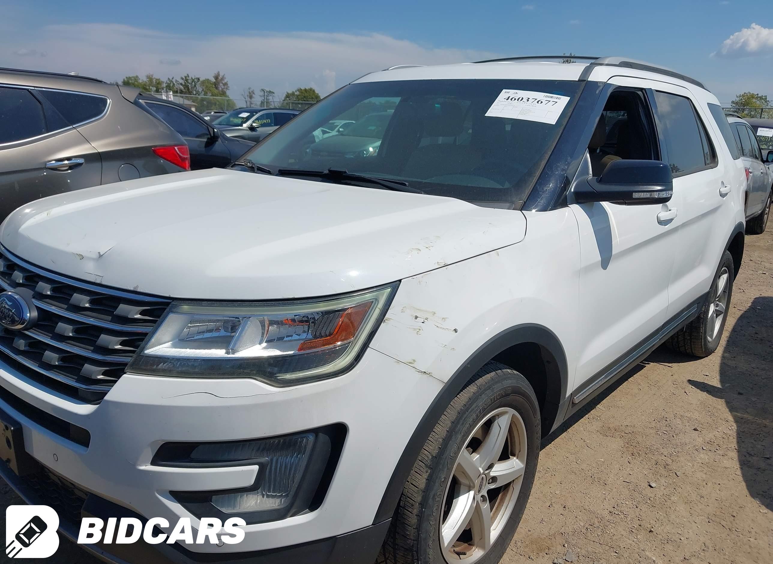 2017 Ford Explorer, Xlt