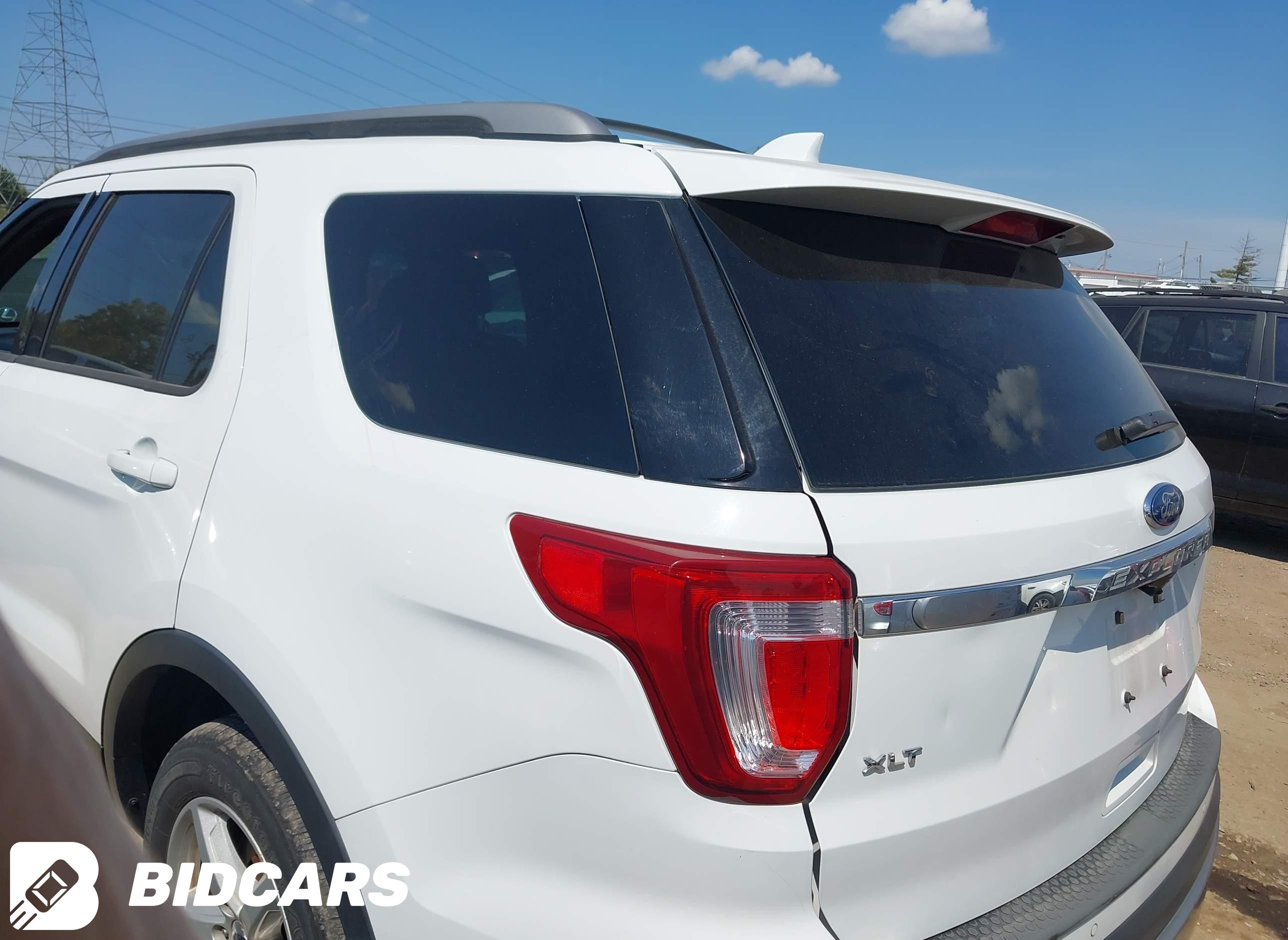 2017 Ford Explorer, Xlt