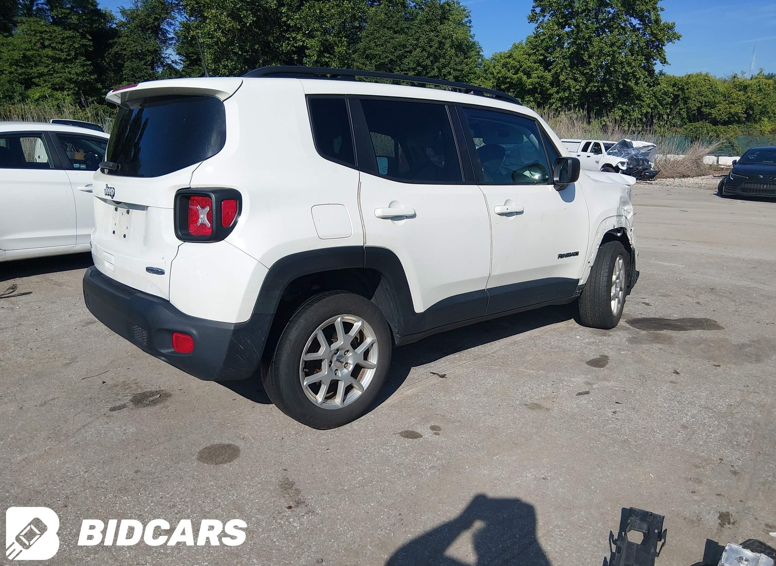 2022 Jeep Renegade, Latitude 4X4