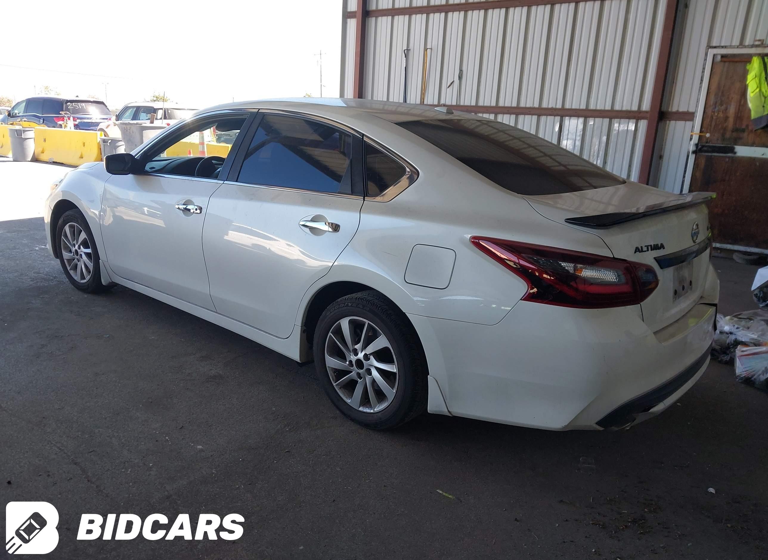 2018 Nissan Altima, 2.5 SR