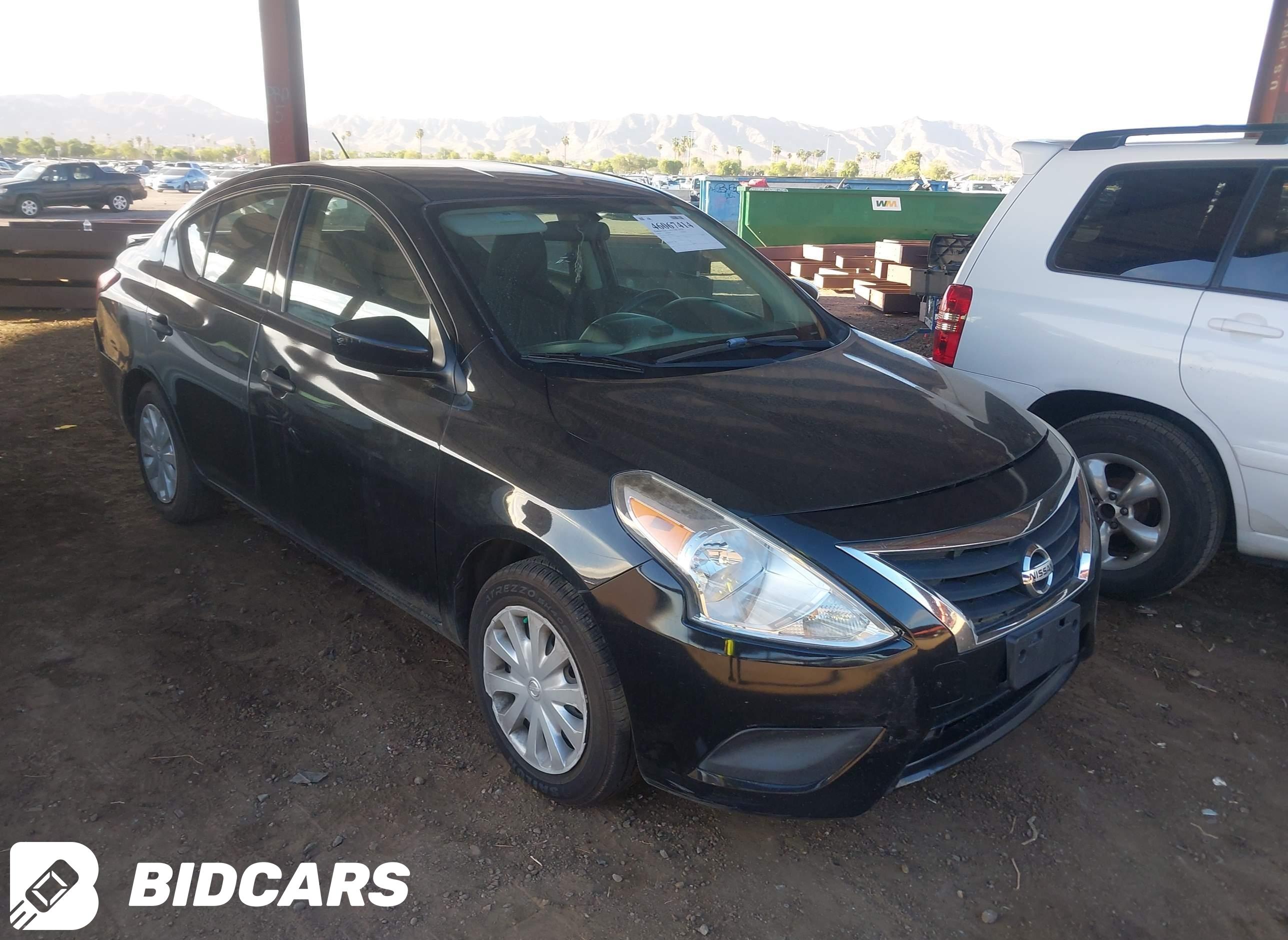 2016 Nissan Versa, 1.6 S+