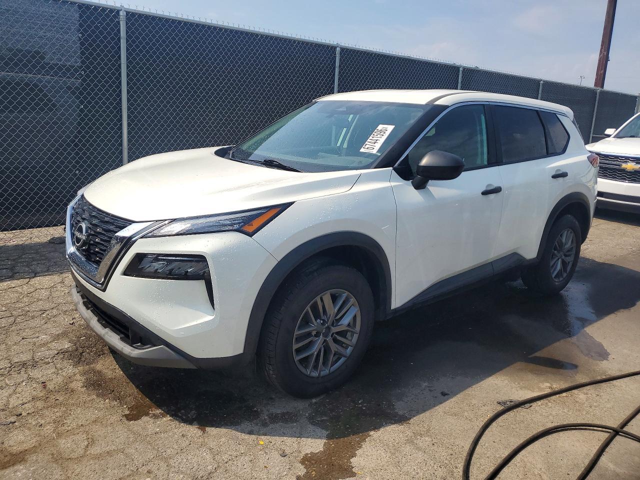 2023 Nissan Rogue, S