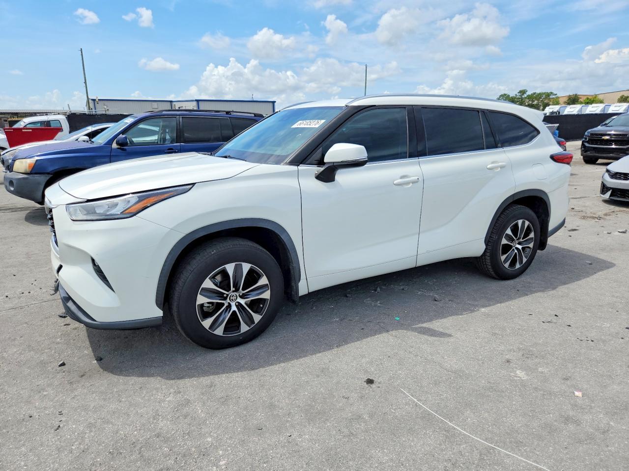 2020 Toyota Highlander, Xle