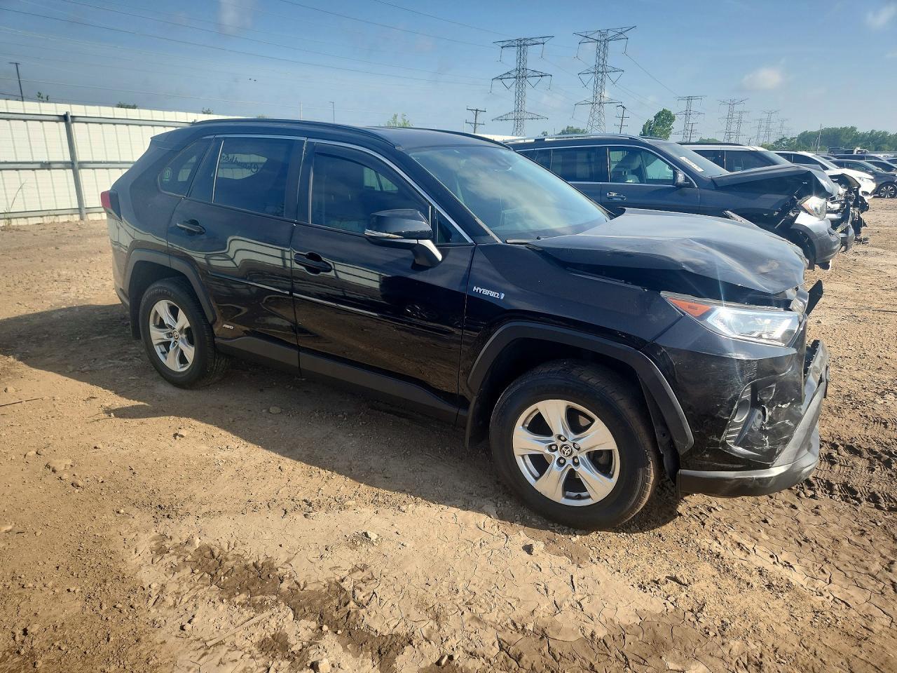 2021 Toyota RAV4, Xle