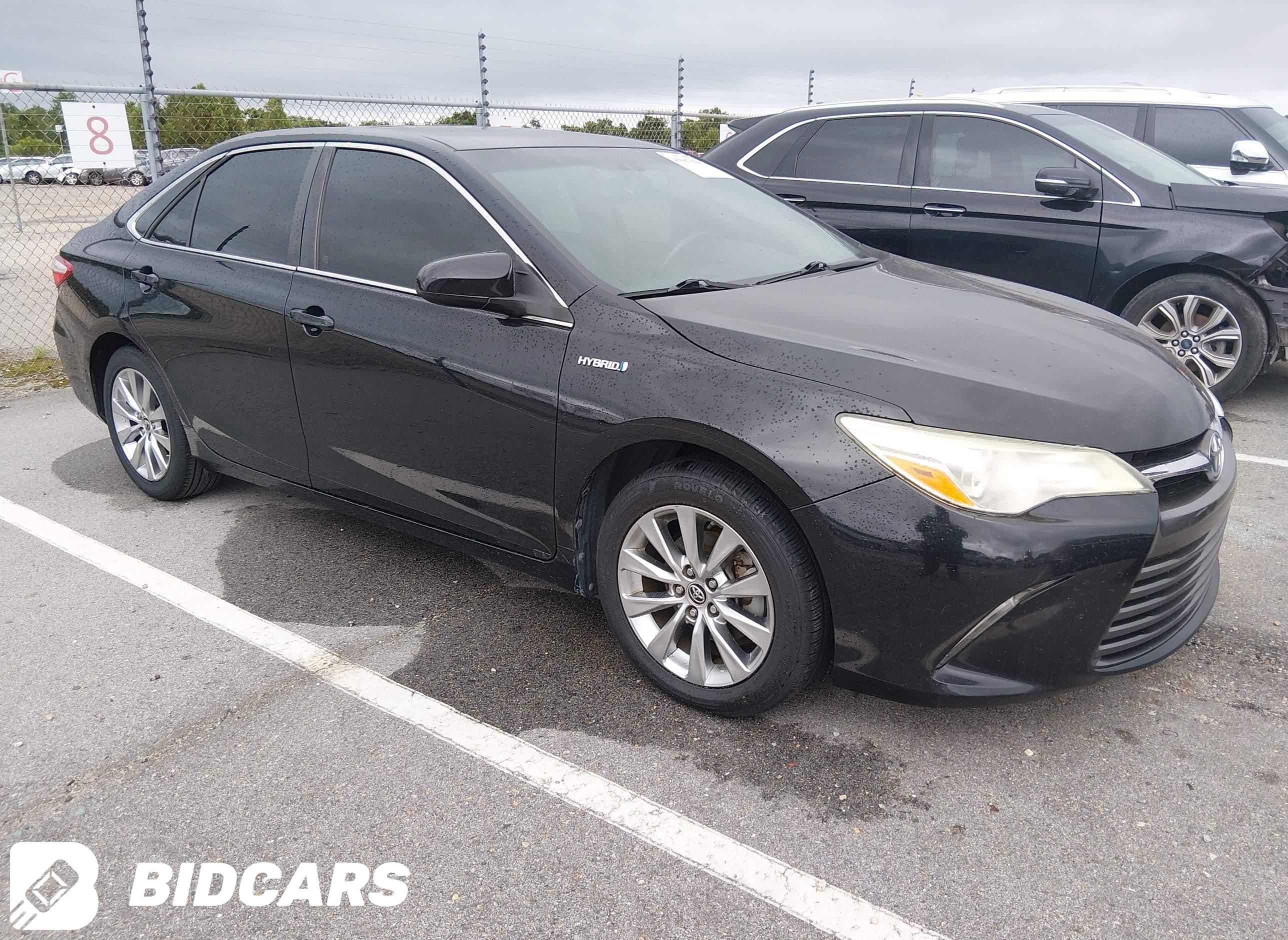 2015 Toyota Camry, Hybrid Xle