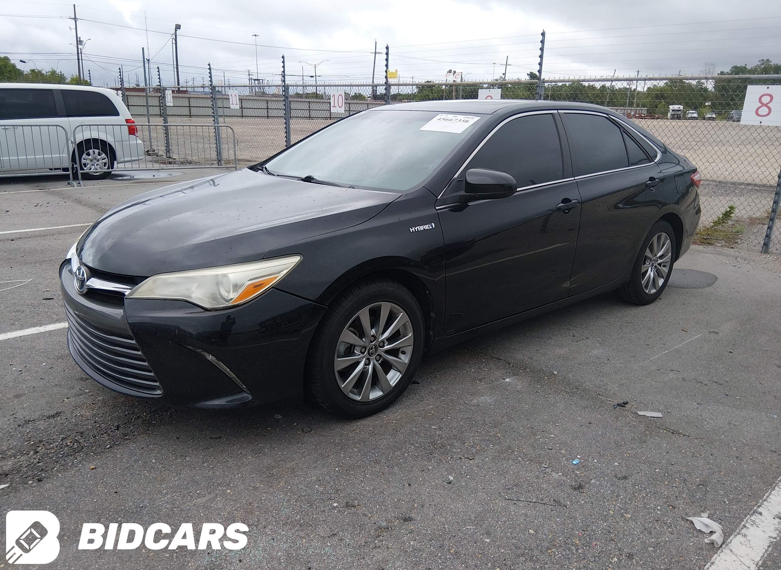2015 Toyota Camry, Hybrid Xle
