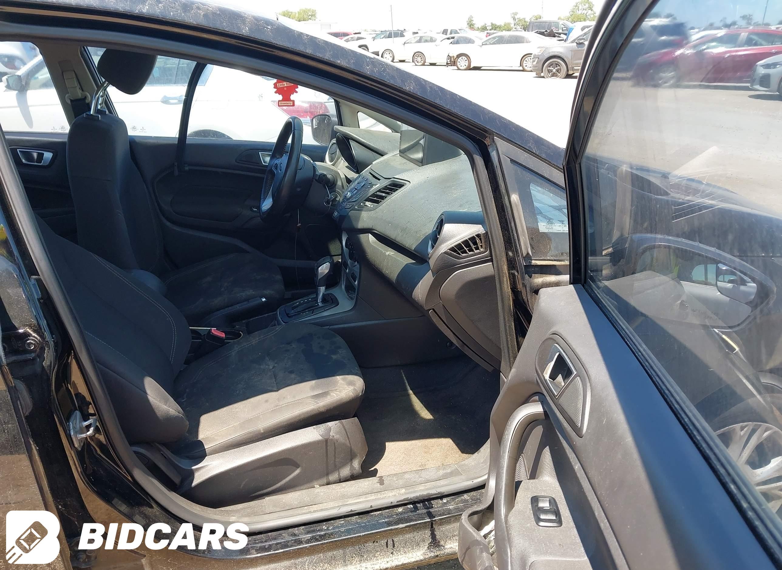 2016 Ford Fiesta, SE