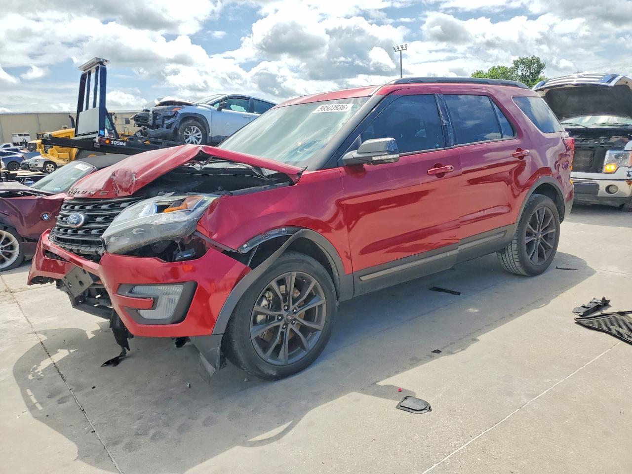 2017 Ford Explorer, Xlt