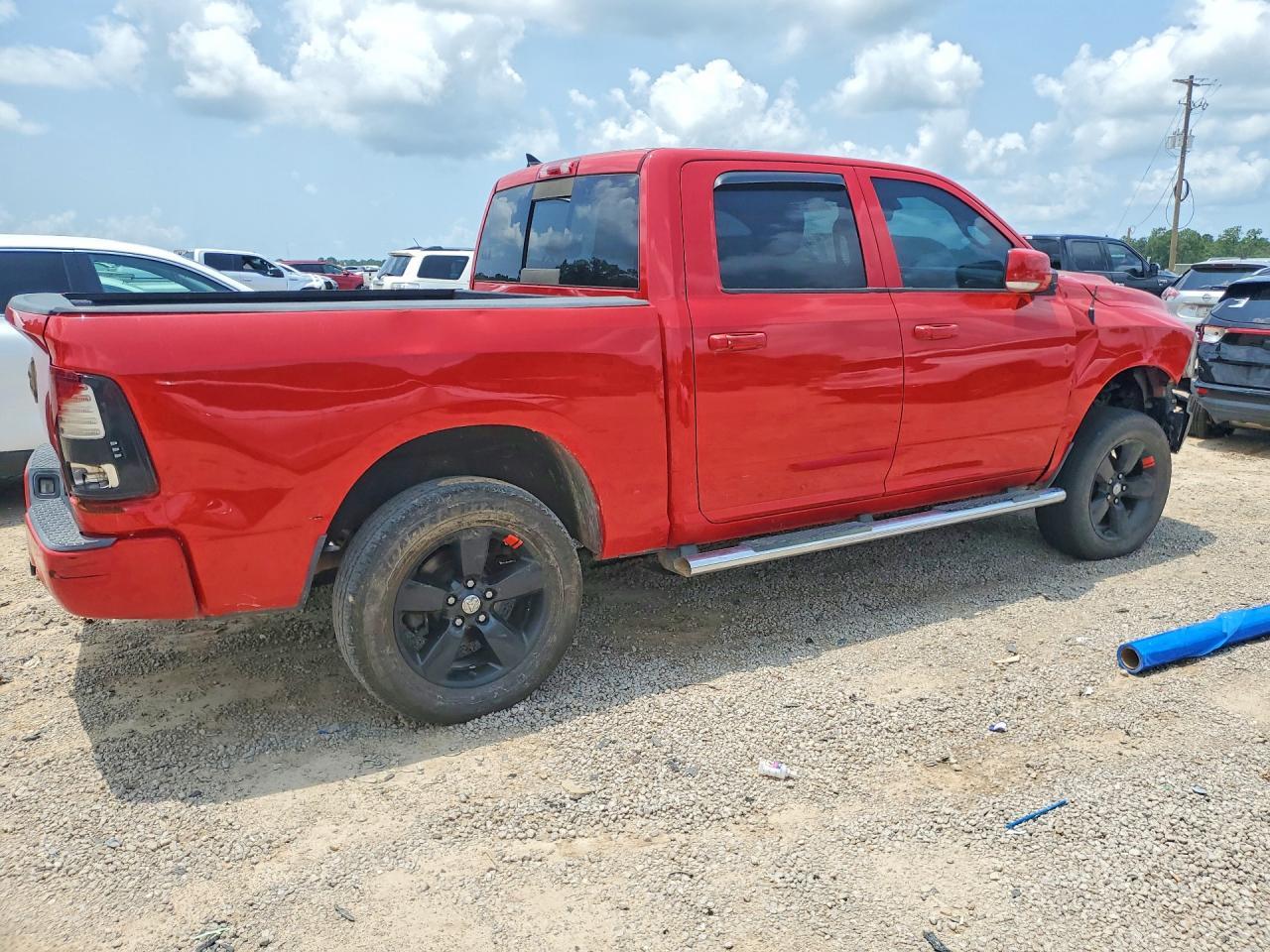 2015 RAM 1500, Sport