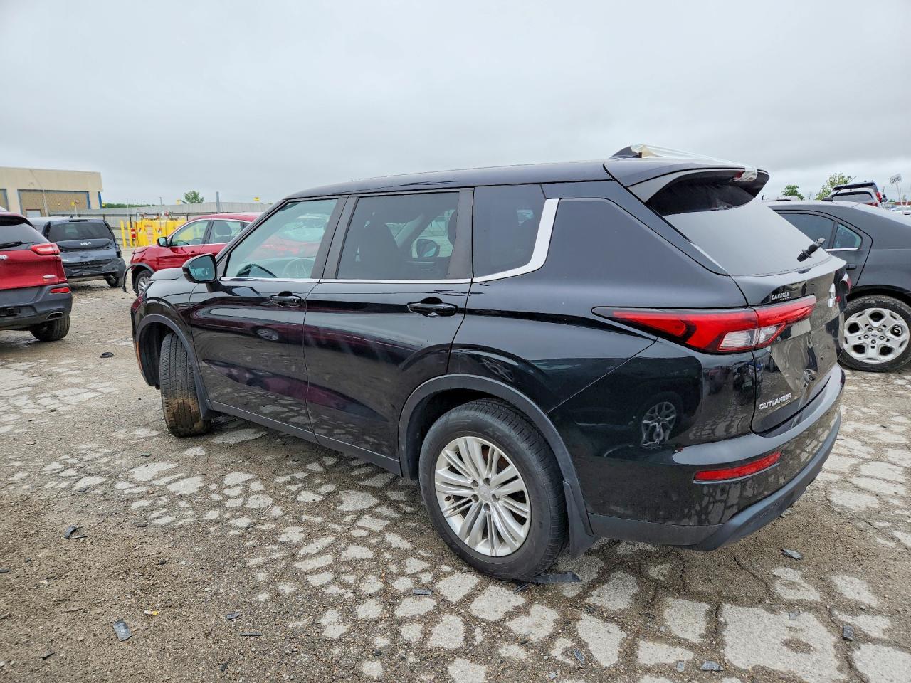 2023 Mitsubishi Outlander, ES