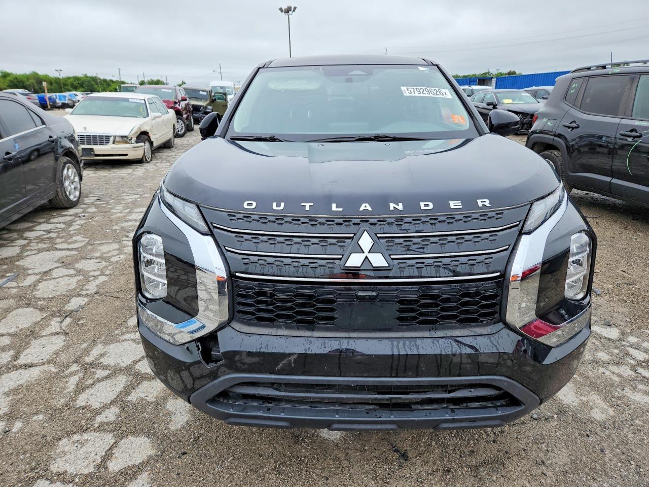 2023 Mitsubishi Outlander, ES