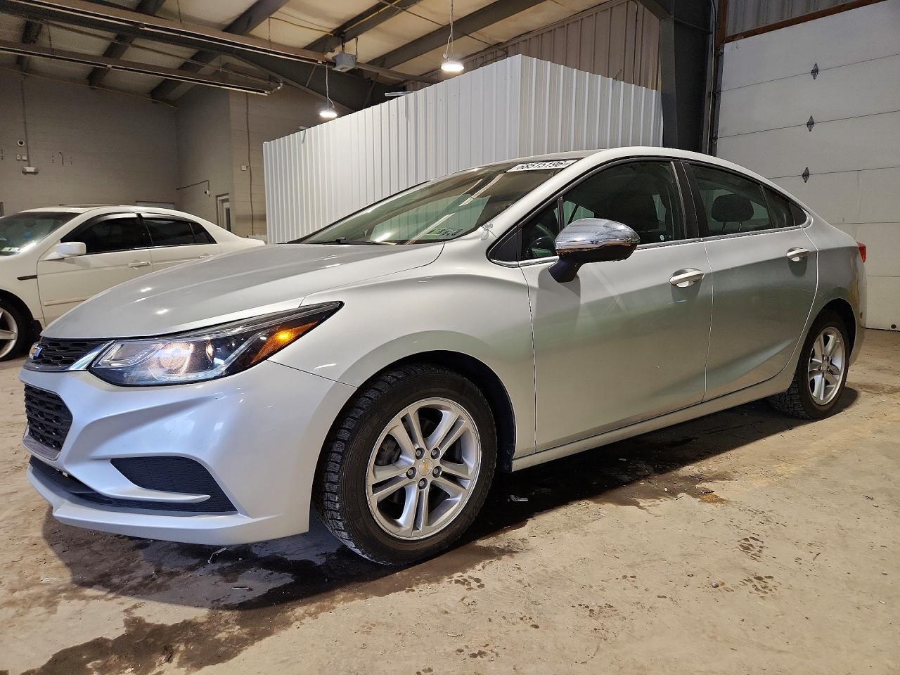 2018 Chevrolet Cruze, LT
