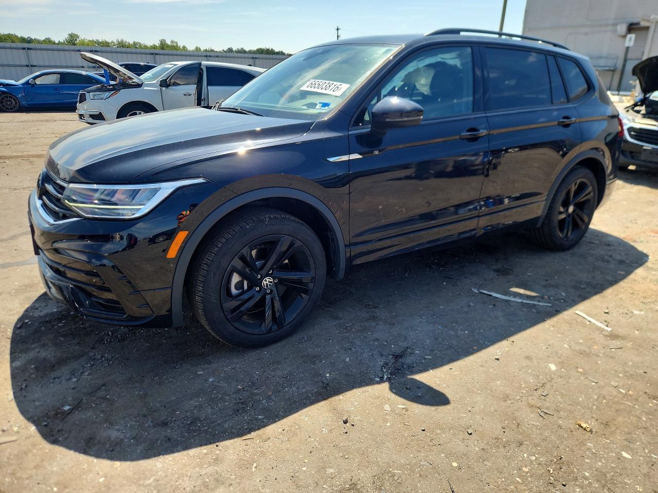2024 Volkswagen Tiguan, Se R-...