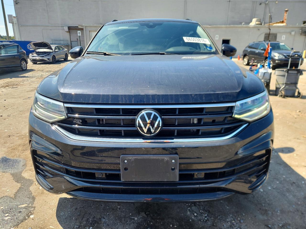 2024 Volkswagen Tiguan, Se R-...