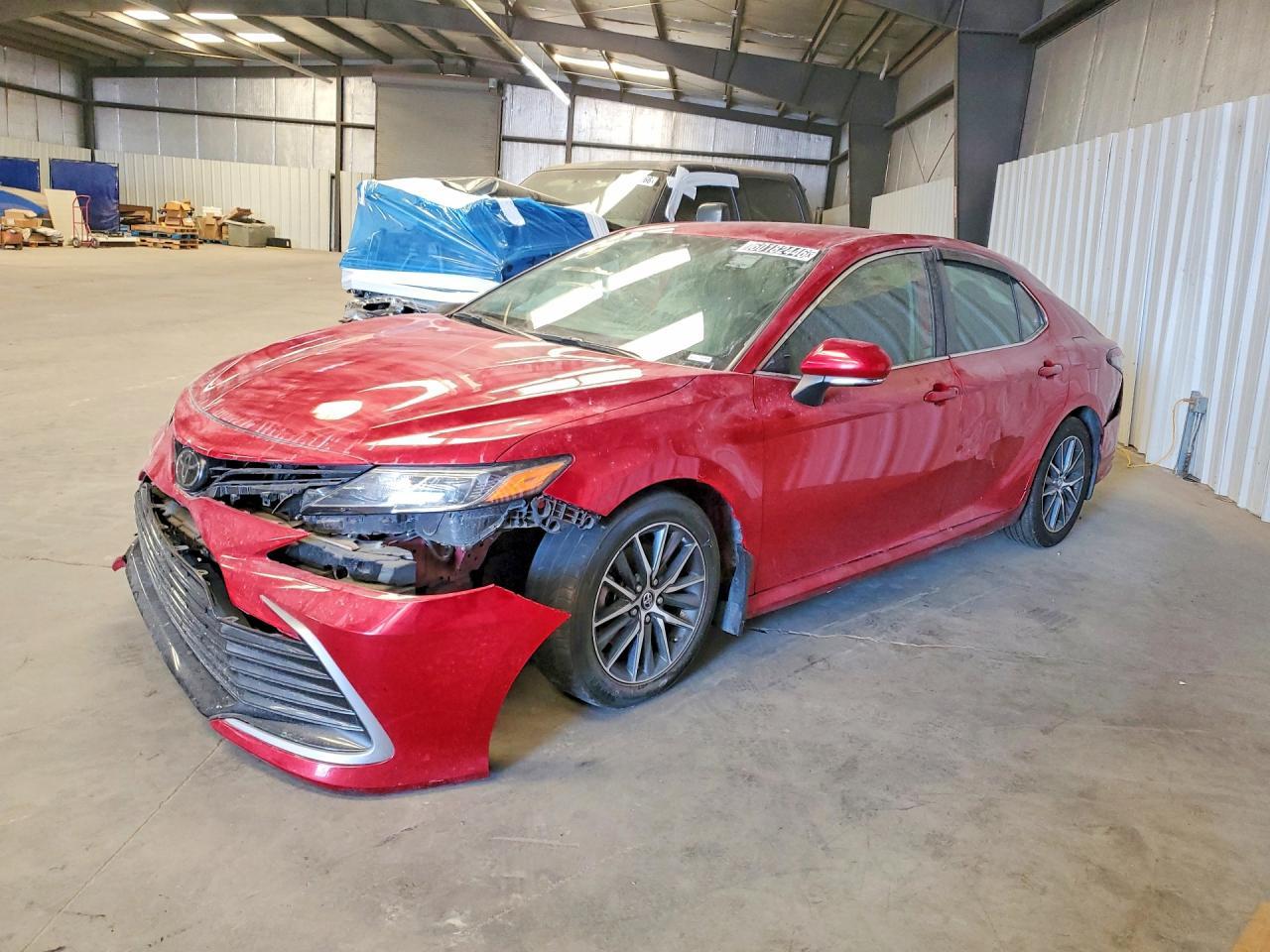2023 Toyota Camry, LE