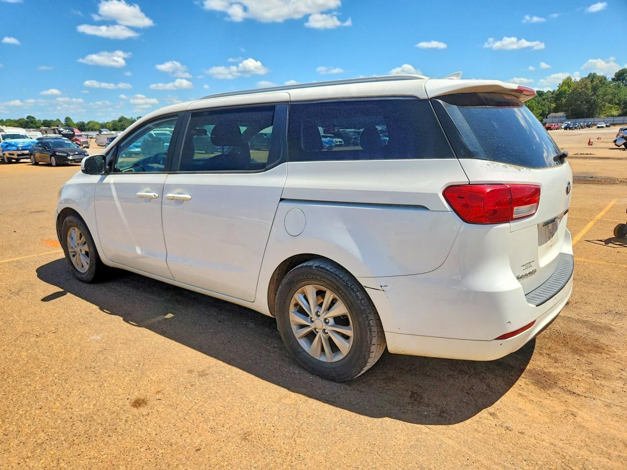 2015 KIA Sedona, LX