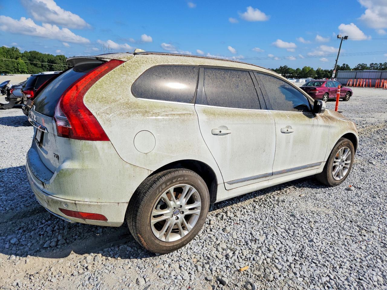 2015 Volvo XC60, T5 Premier
