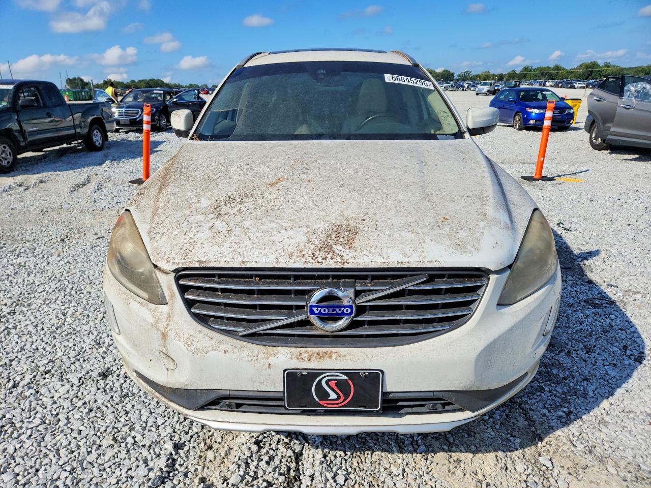 2015 Volvo XC60, T5 Premier