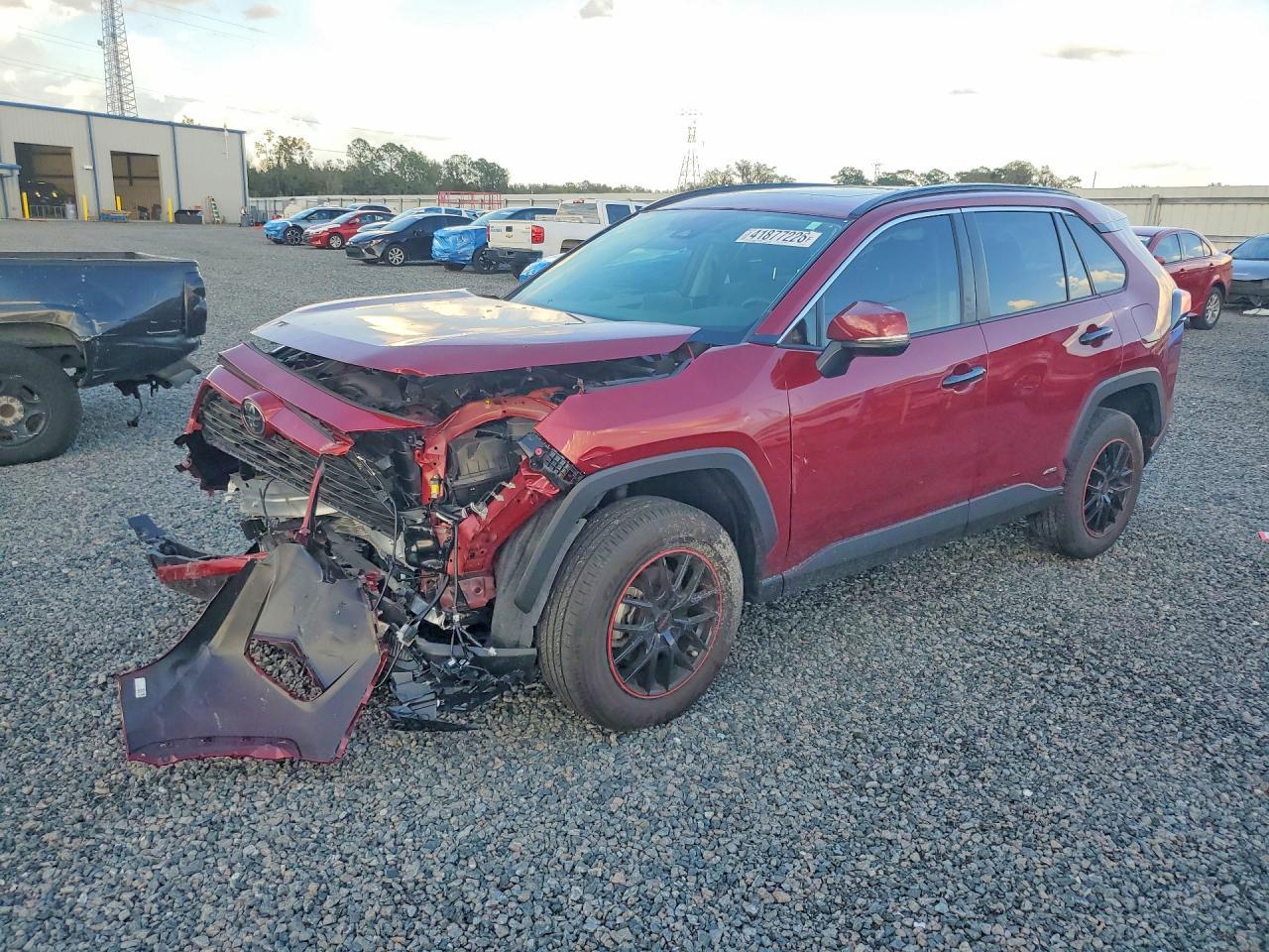 2025 Toyota RAV4, Xle