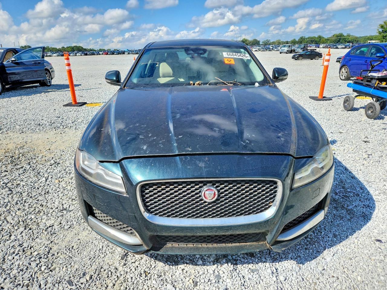 2017 Jaguar XF, Premium