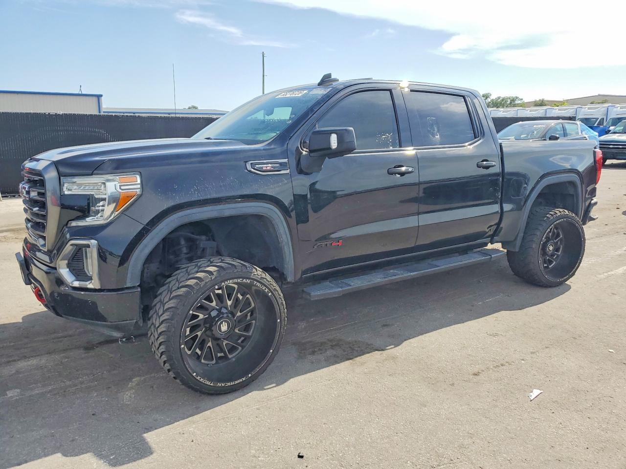 2020 GMC Sierra, K1500 At4