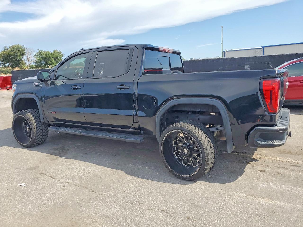 2020 GMC Sierra, K1500 At4