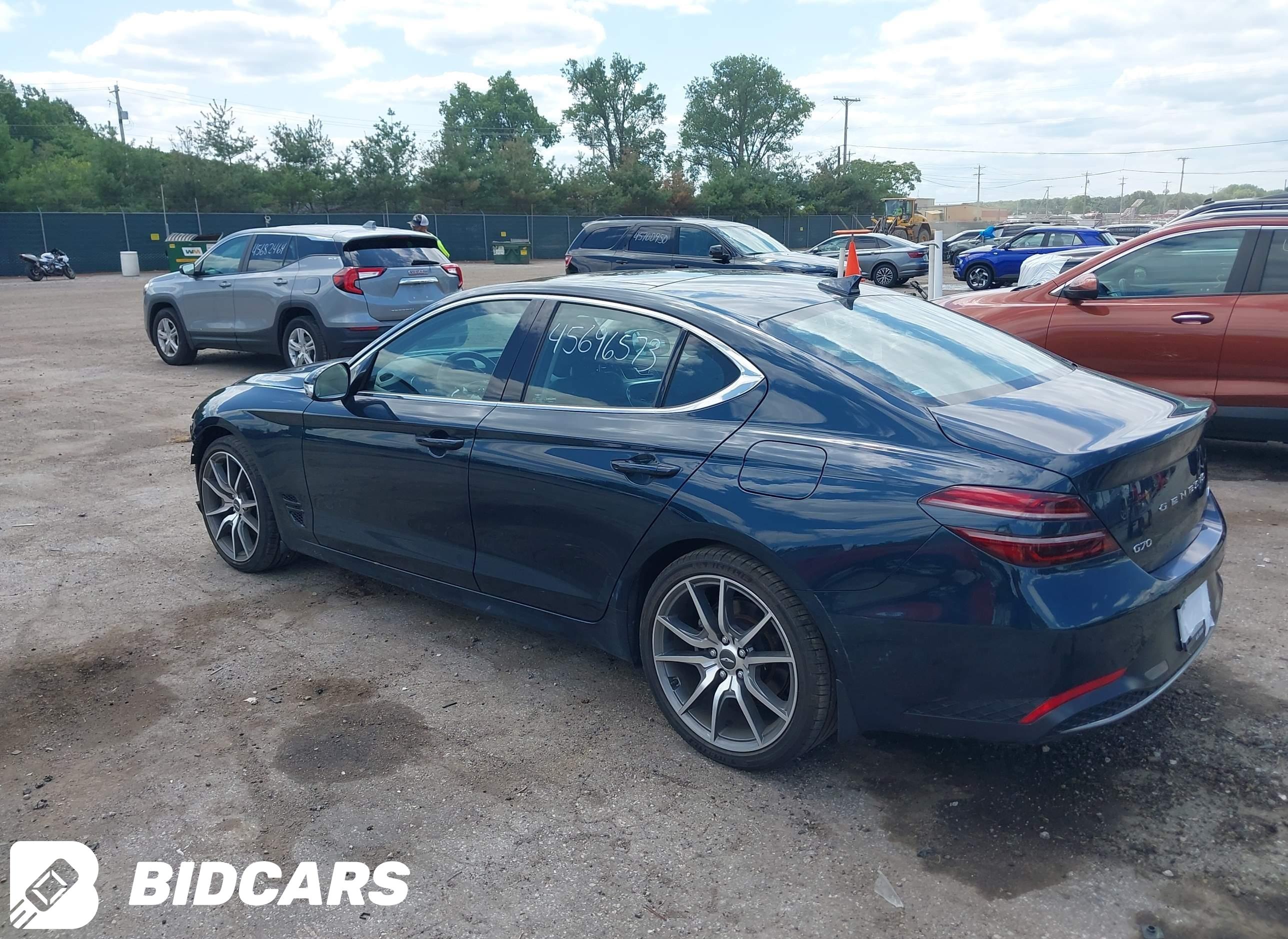 2022 Genesis G70, 2.0T Awd