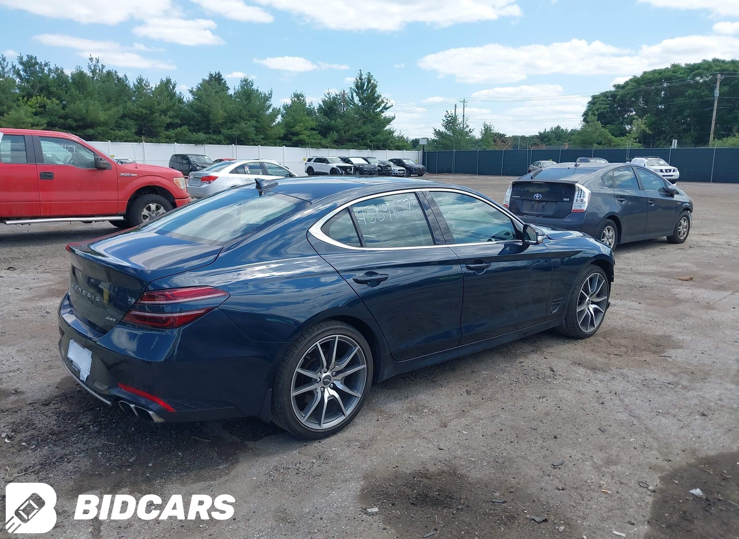 2022 Genesis G70, 2.0T Awd