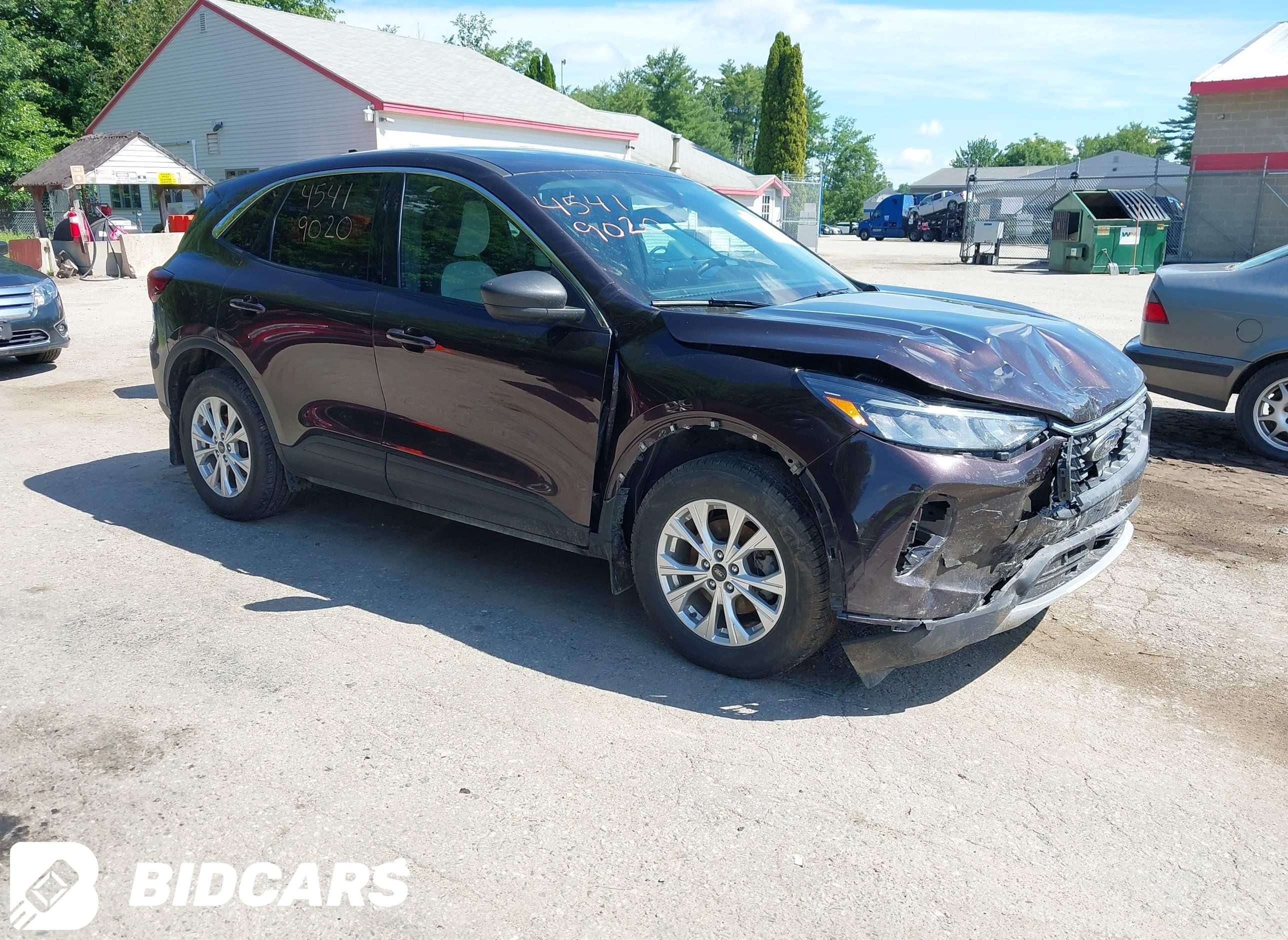 2023 Ford Escape, Active