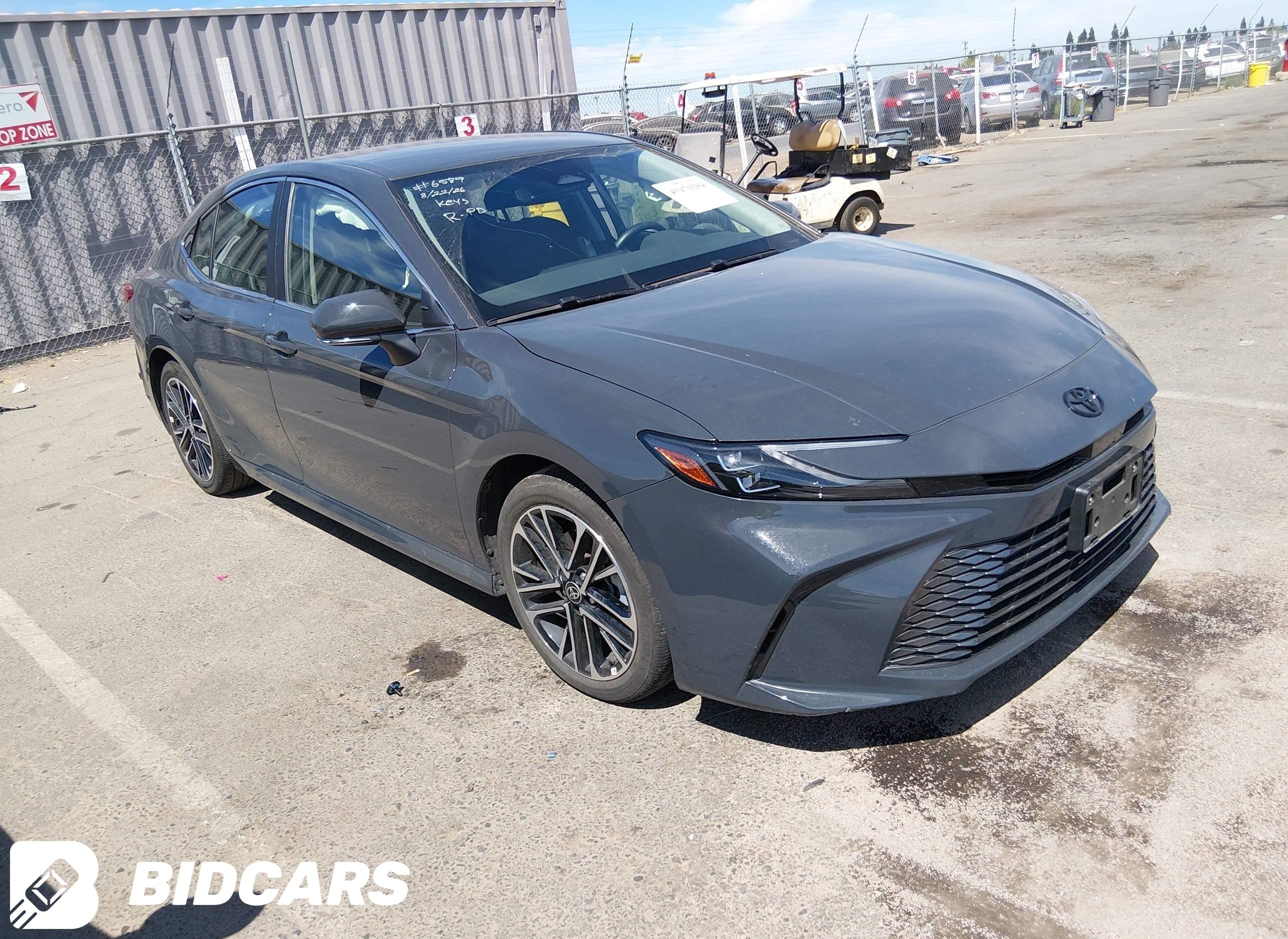 2025 Toyota Camry, Xle