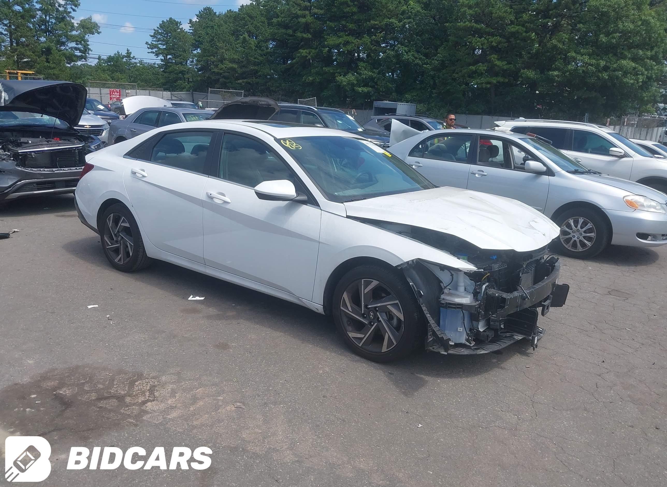 2025 Hyundai Elantra, Sel Con...