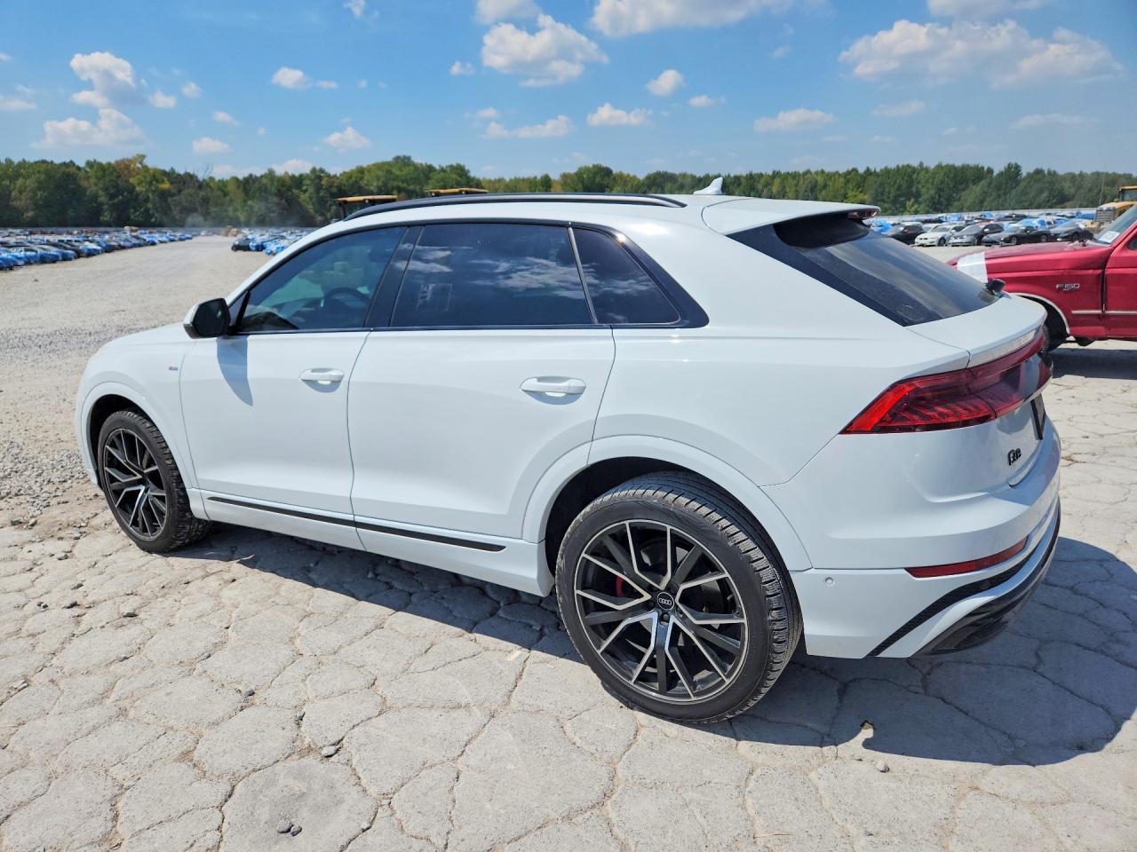 2021 Audi Q8, Premium Plus S-...