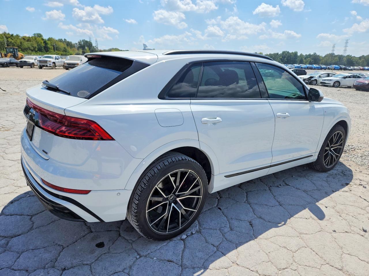 2021 Audi Q8, Premium Plus S-...