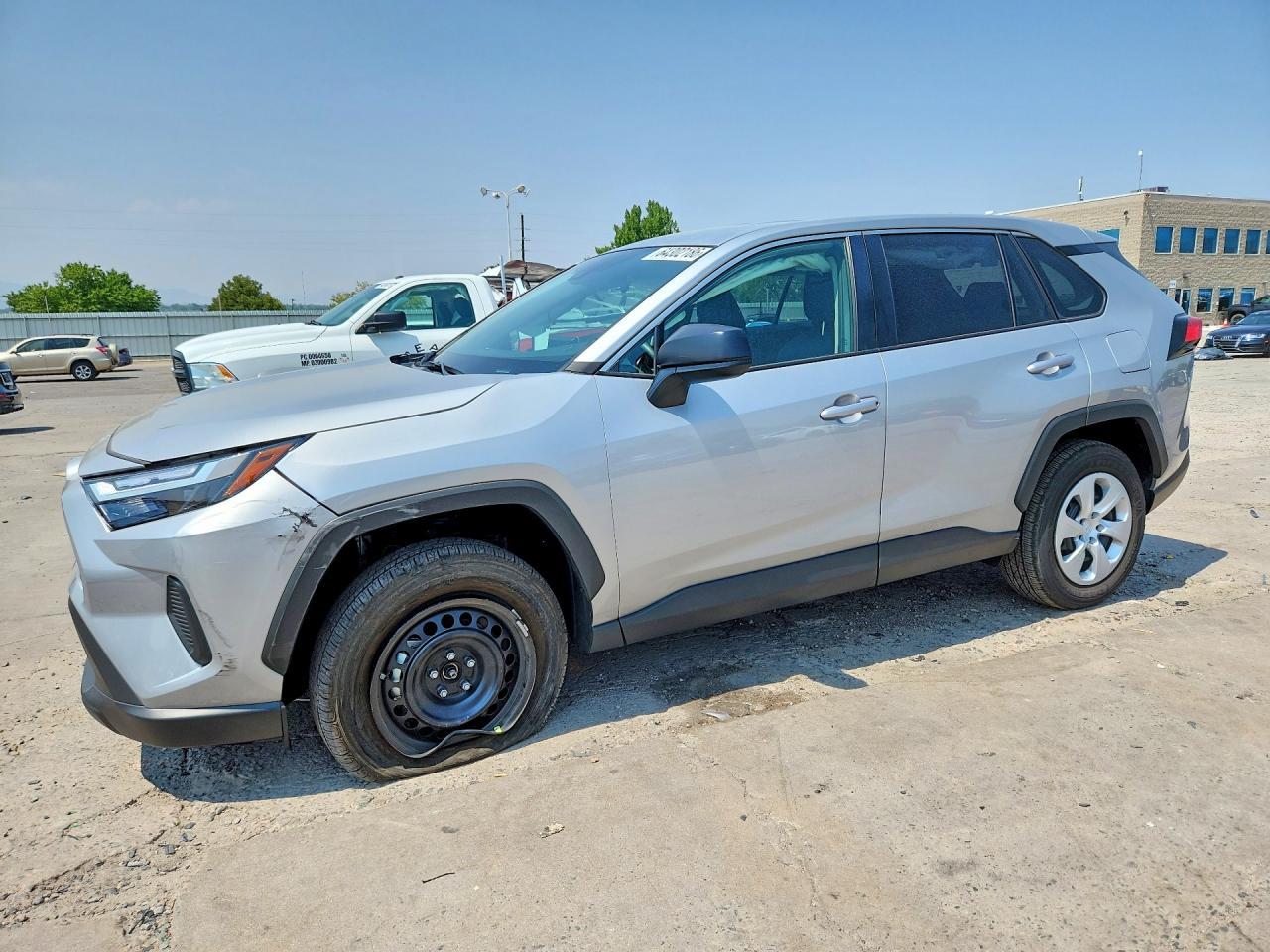 2025 Toyota RAV4, LE