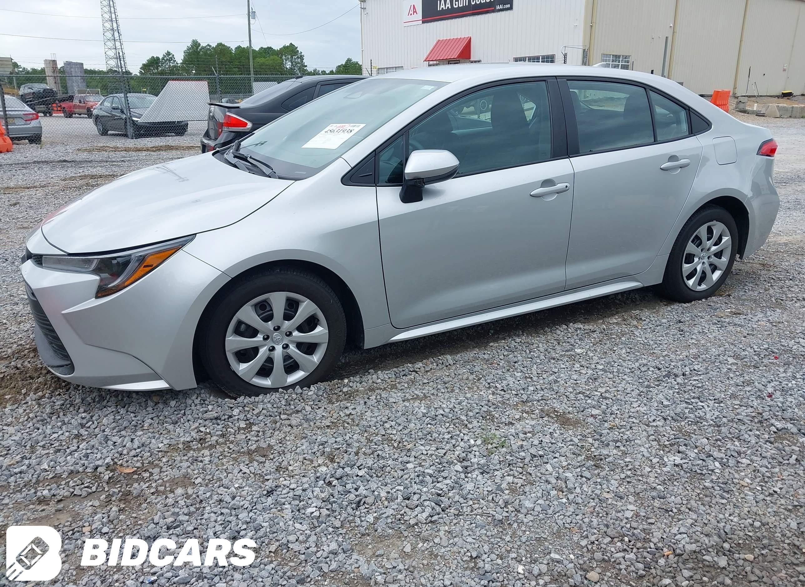 2025 Toyota Corolla, LE