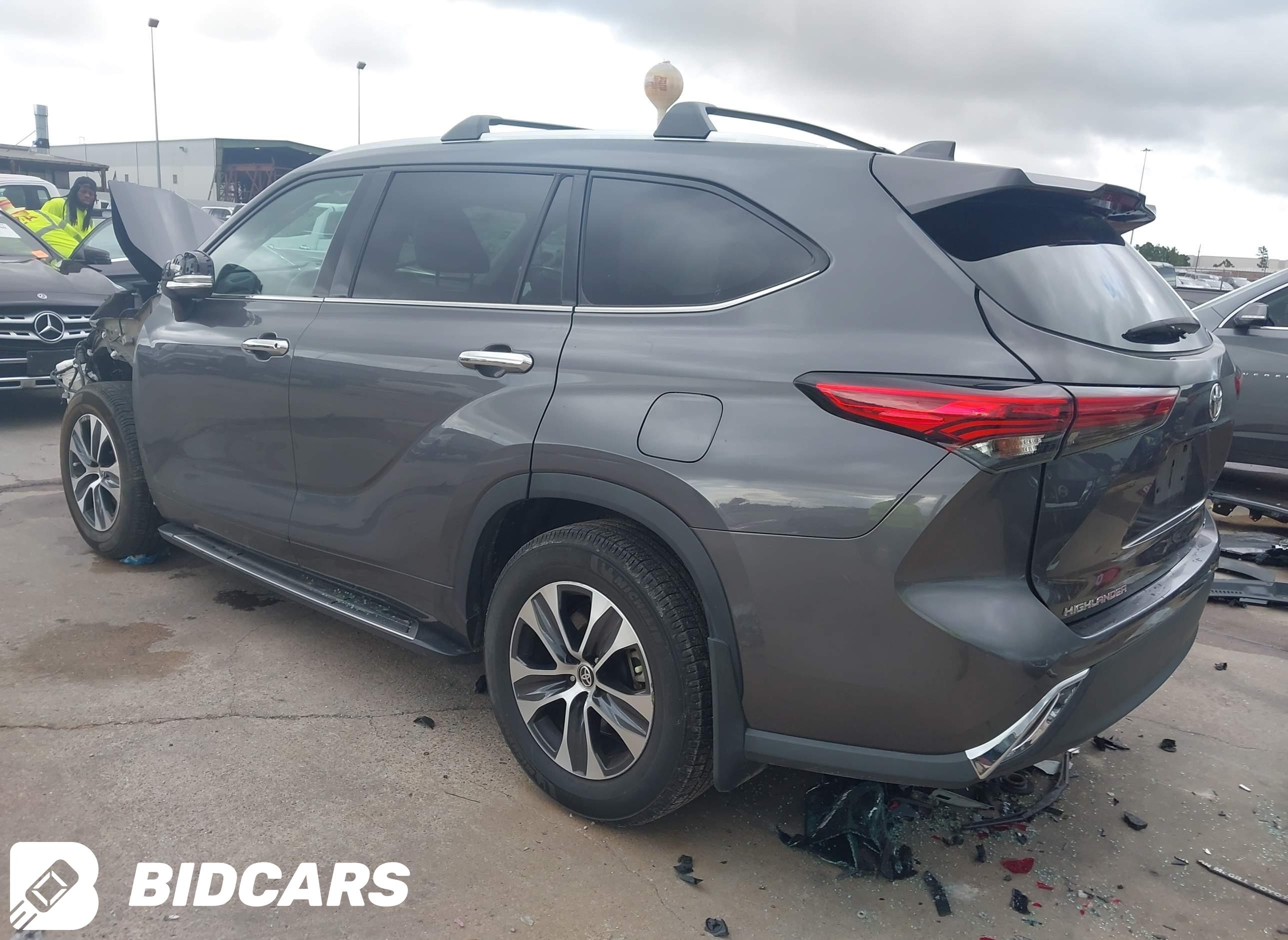 2021 Toyota Highlander, Xle