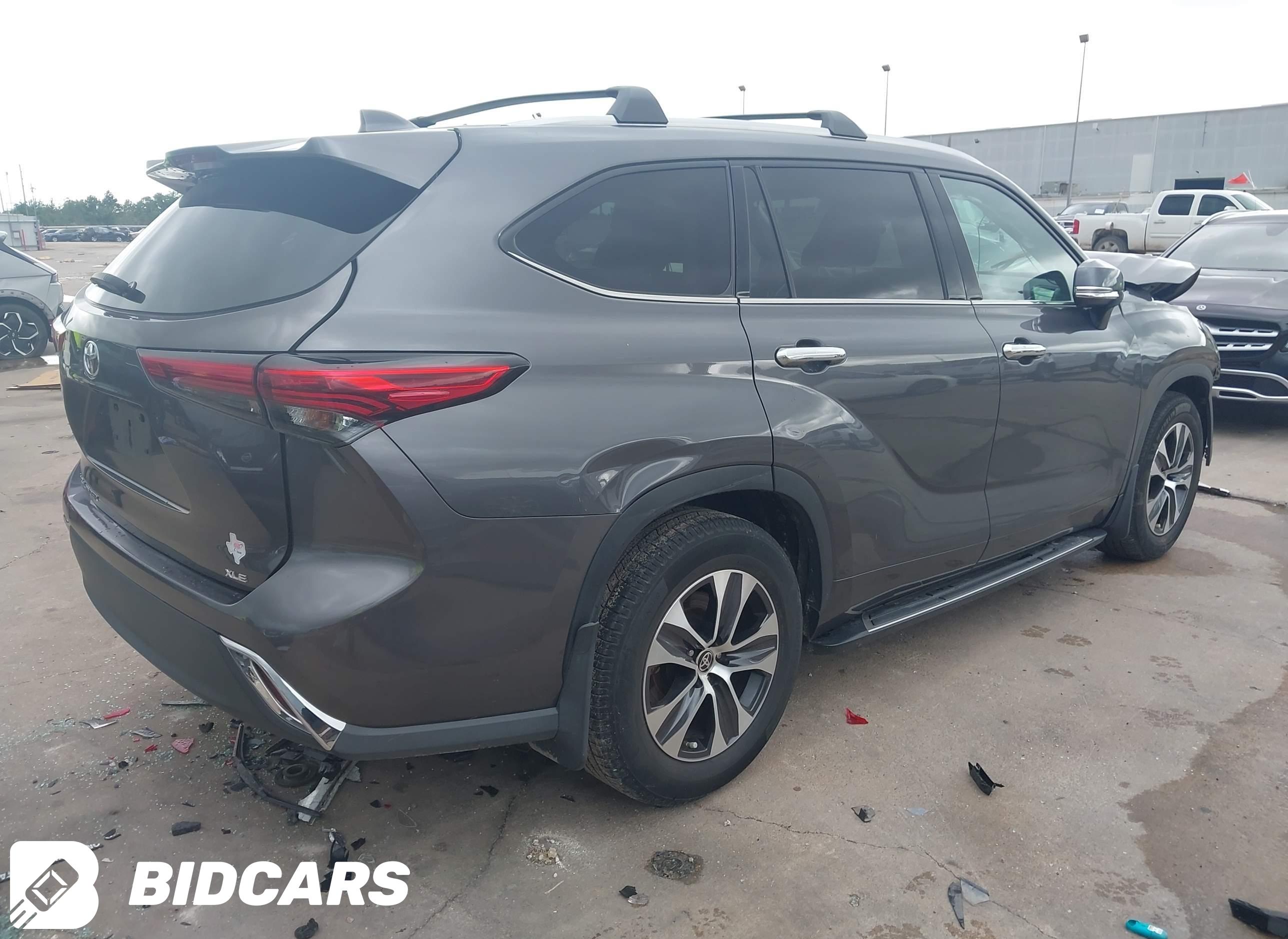 2021 Toyota Highlander, Xle