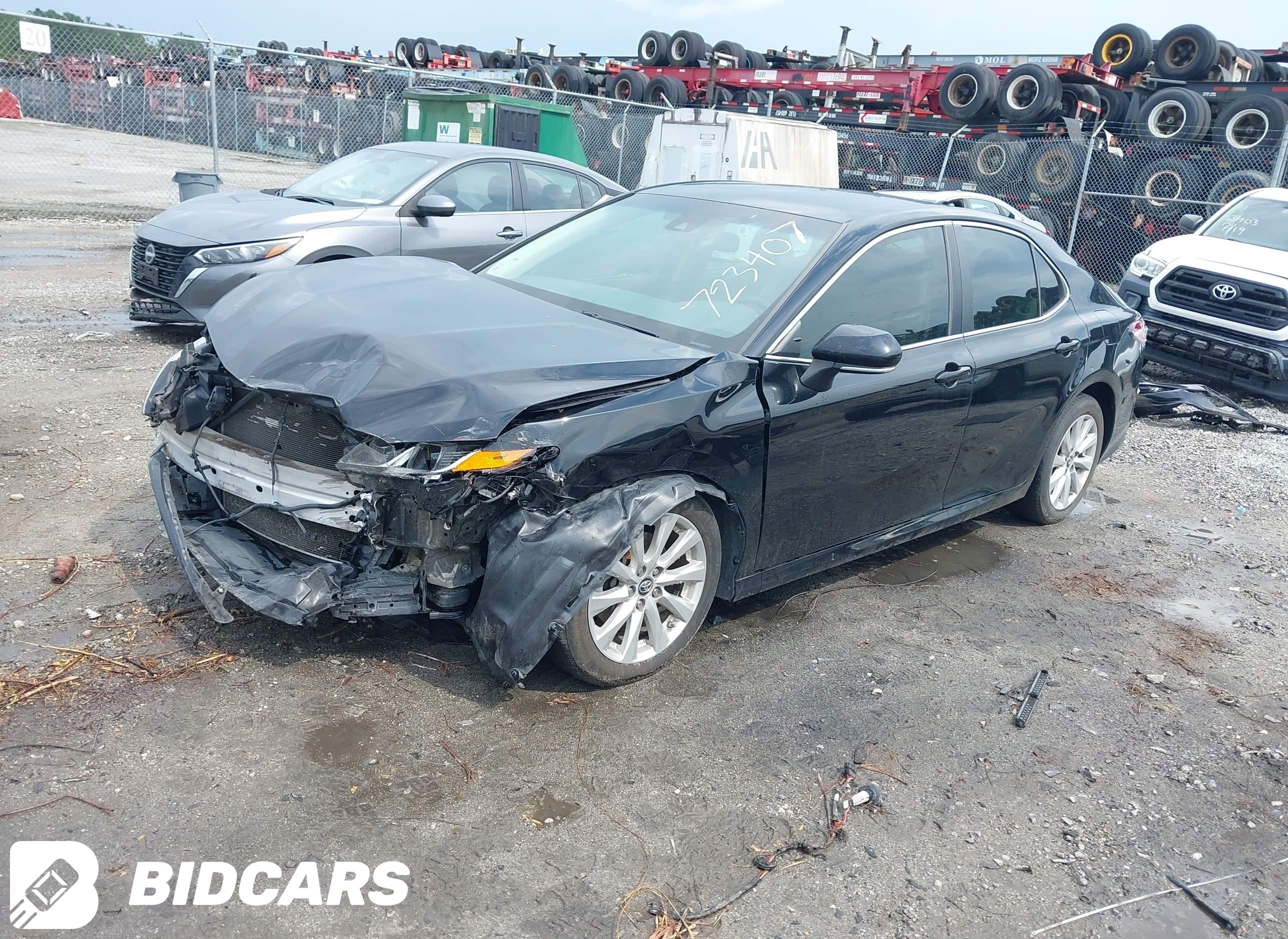 2019 Toyota Camry, LE