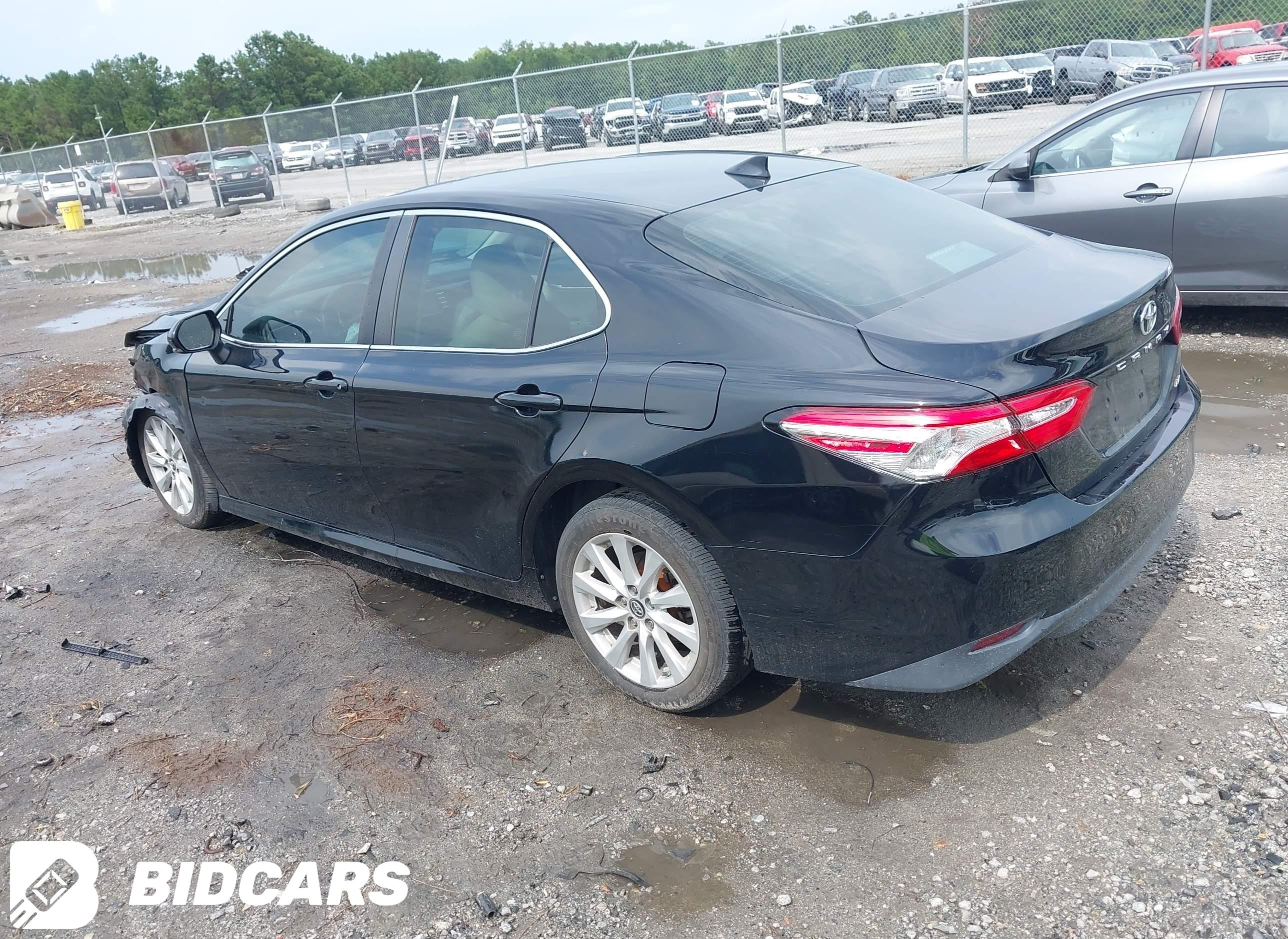2019 Toyota Camry, LE