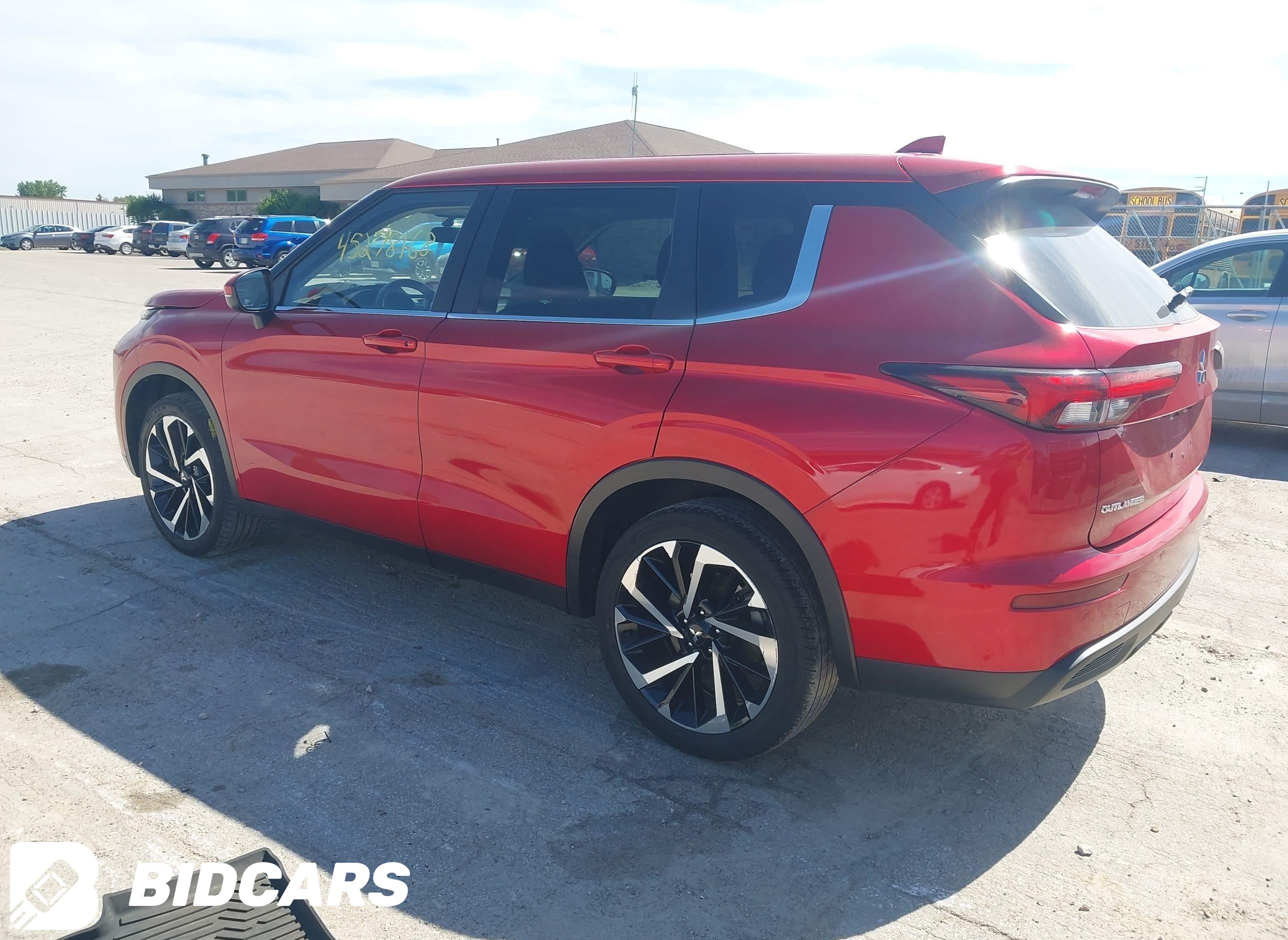 2022 Mitsubishi Outlander, Es...