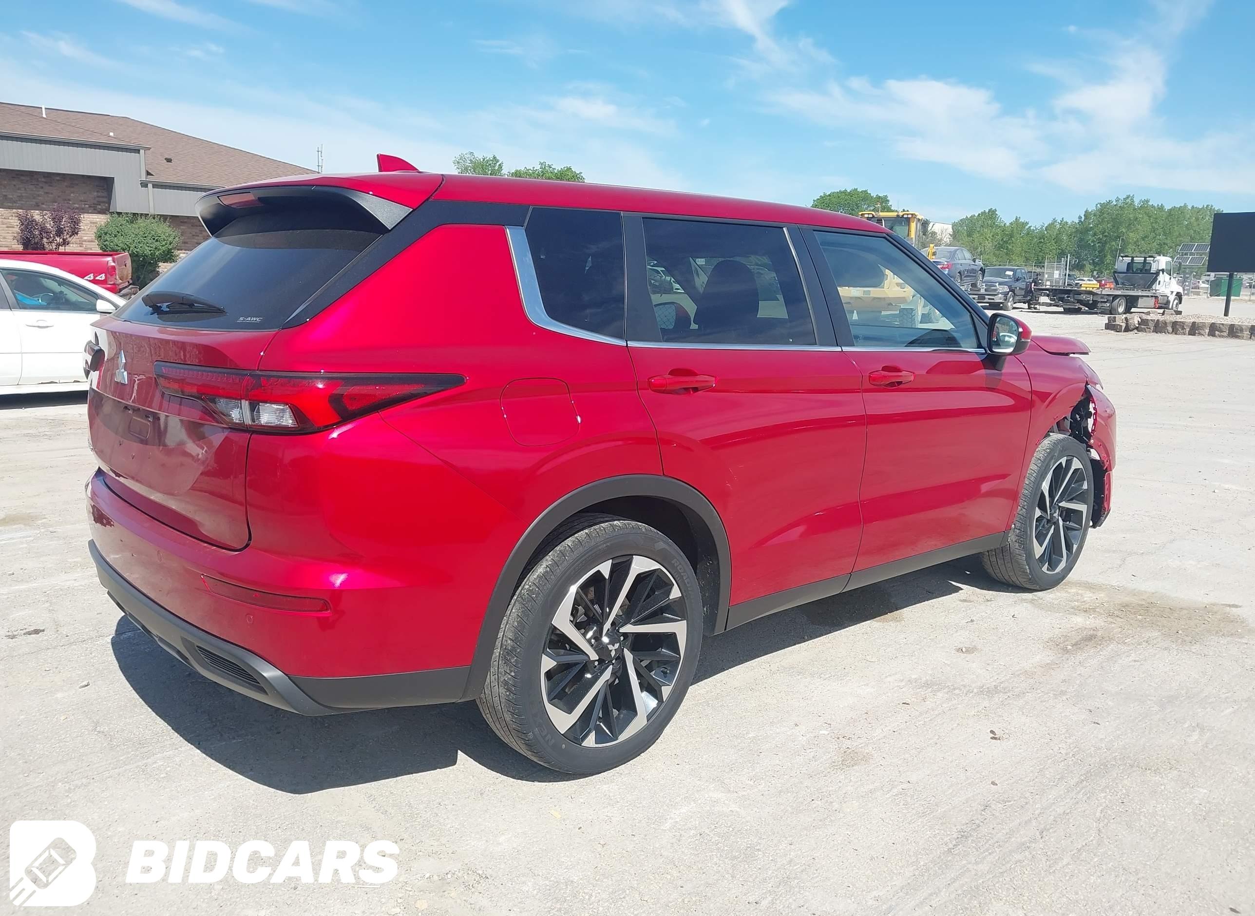 2022 Mitsubishi Outlander, Es...