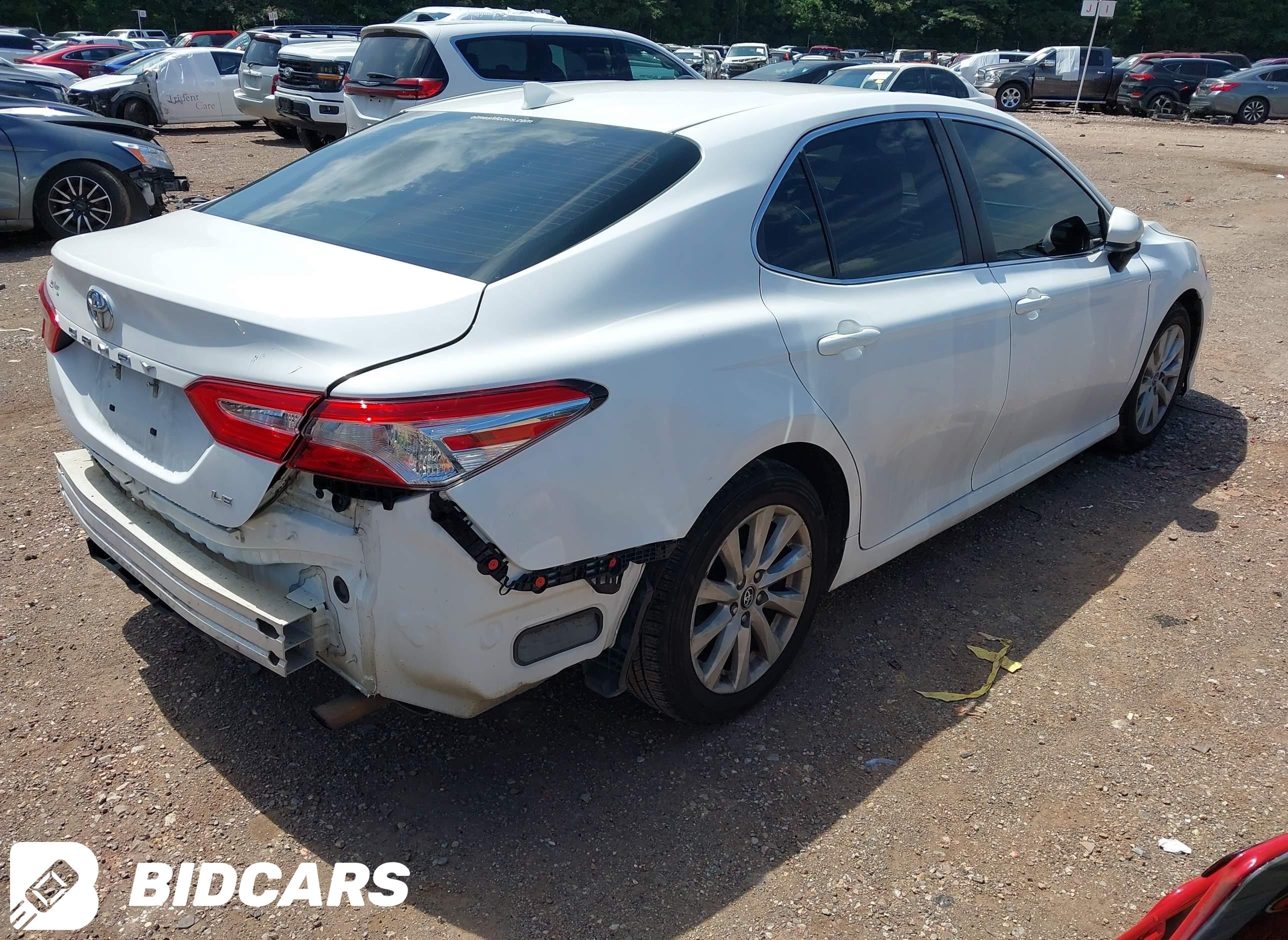 2019 Toyota Camry, LE