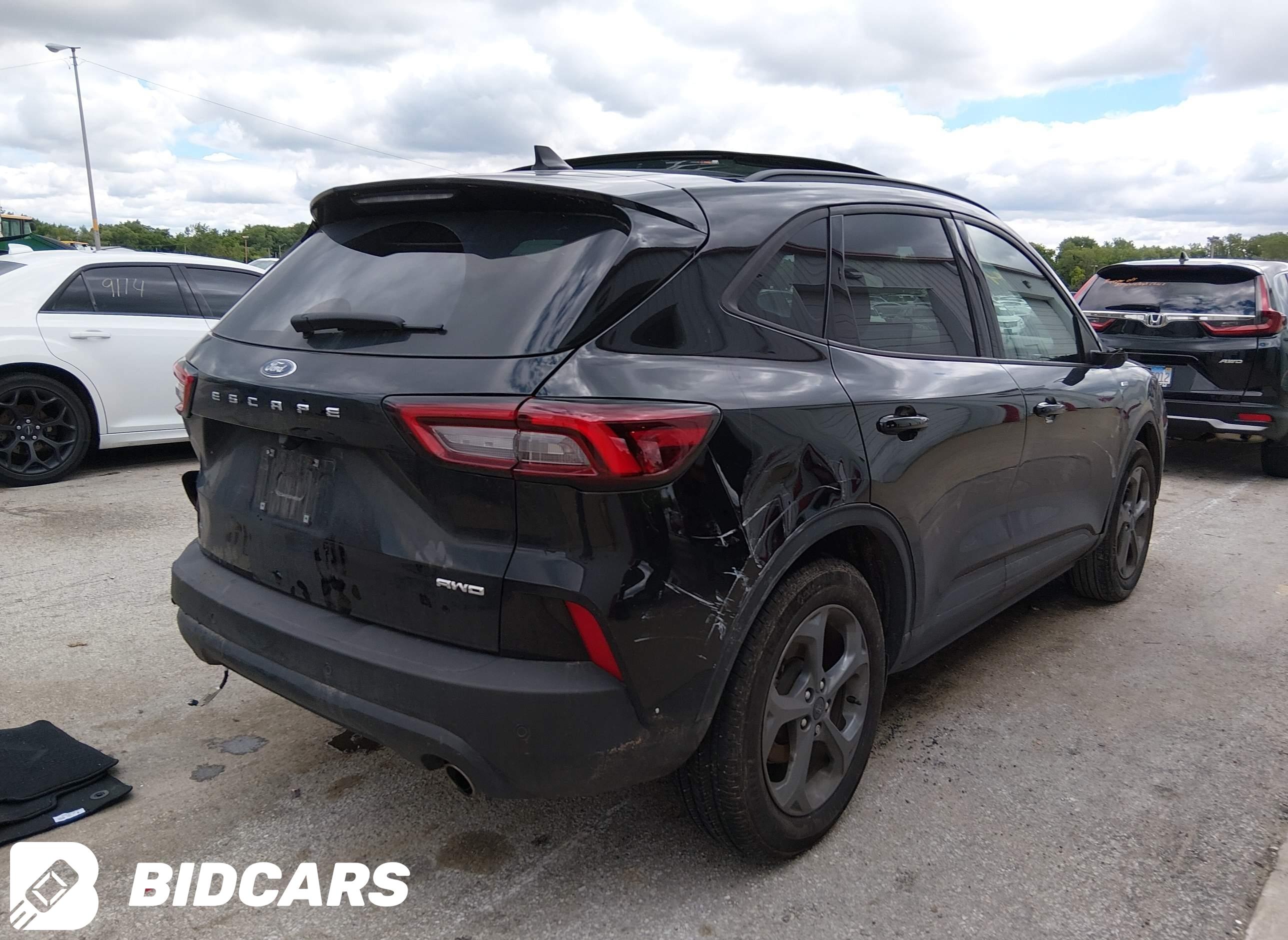 2025 Ford Escape, St-Line