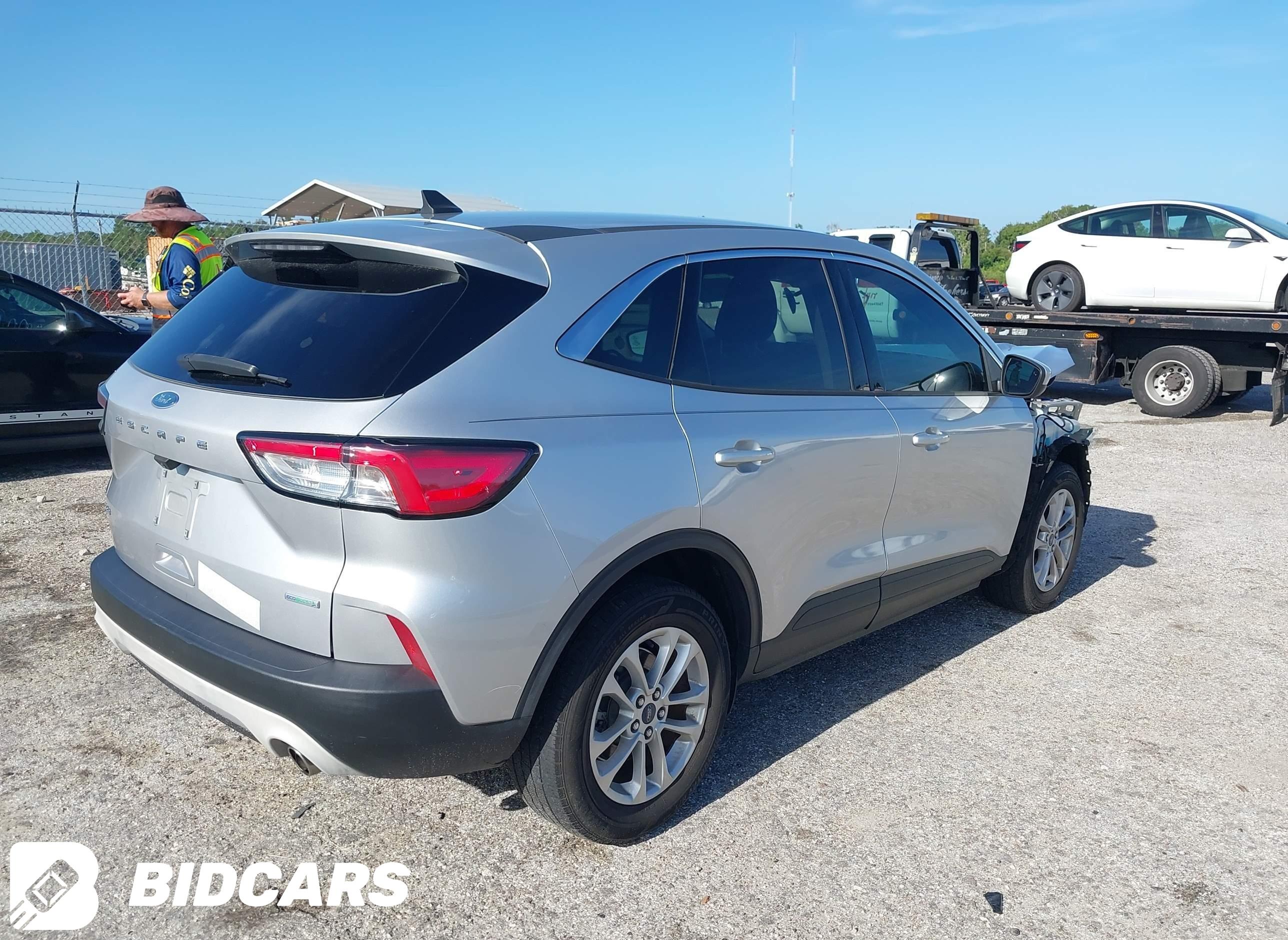 2020 Ford Escape, SE